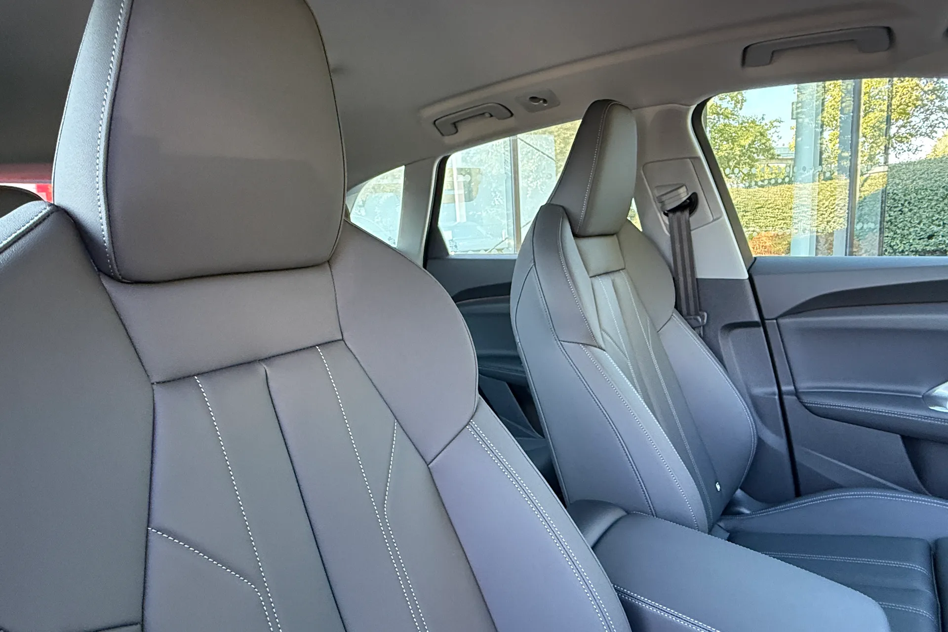 Audi Q5 thumbnail image number 27