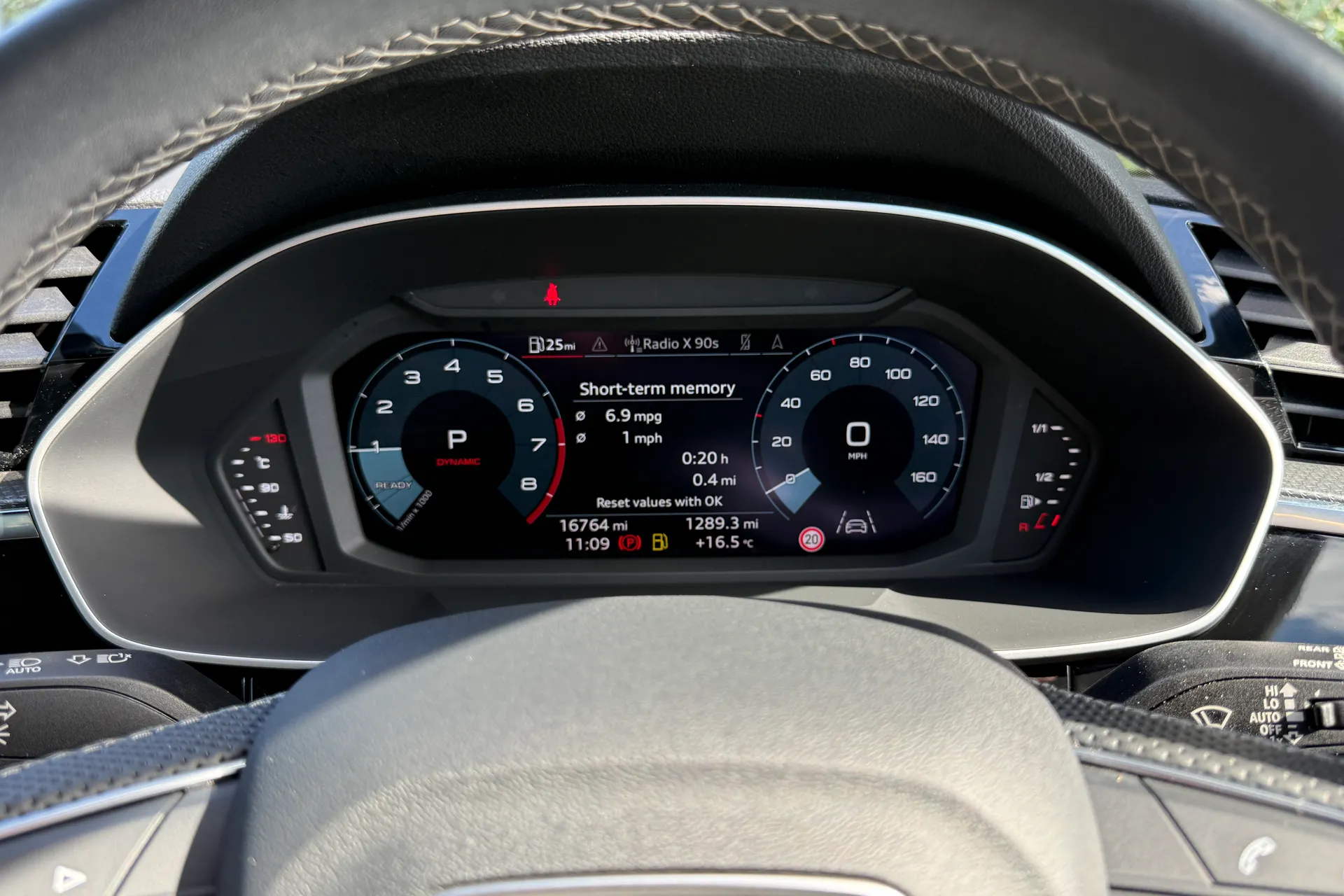 Audi Q3 thumbnail image number 48