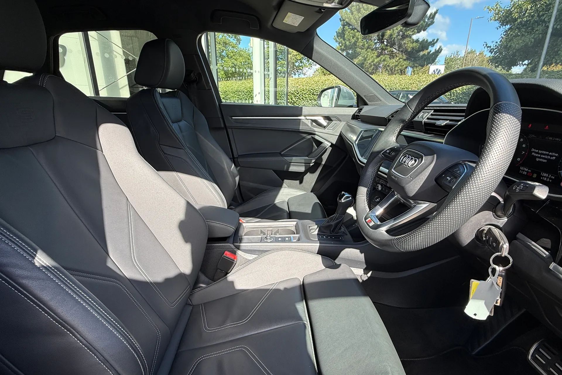 Audi Q3 thumbnail image number 45