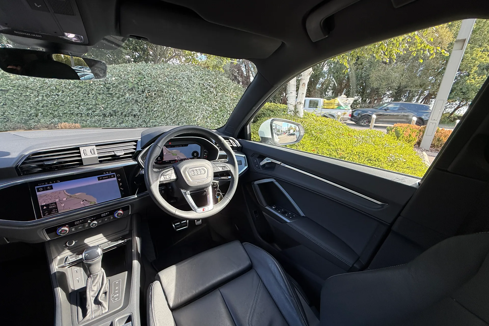 Audi Q3 thumbnail image number 50
