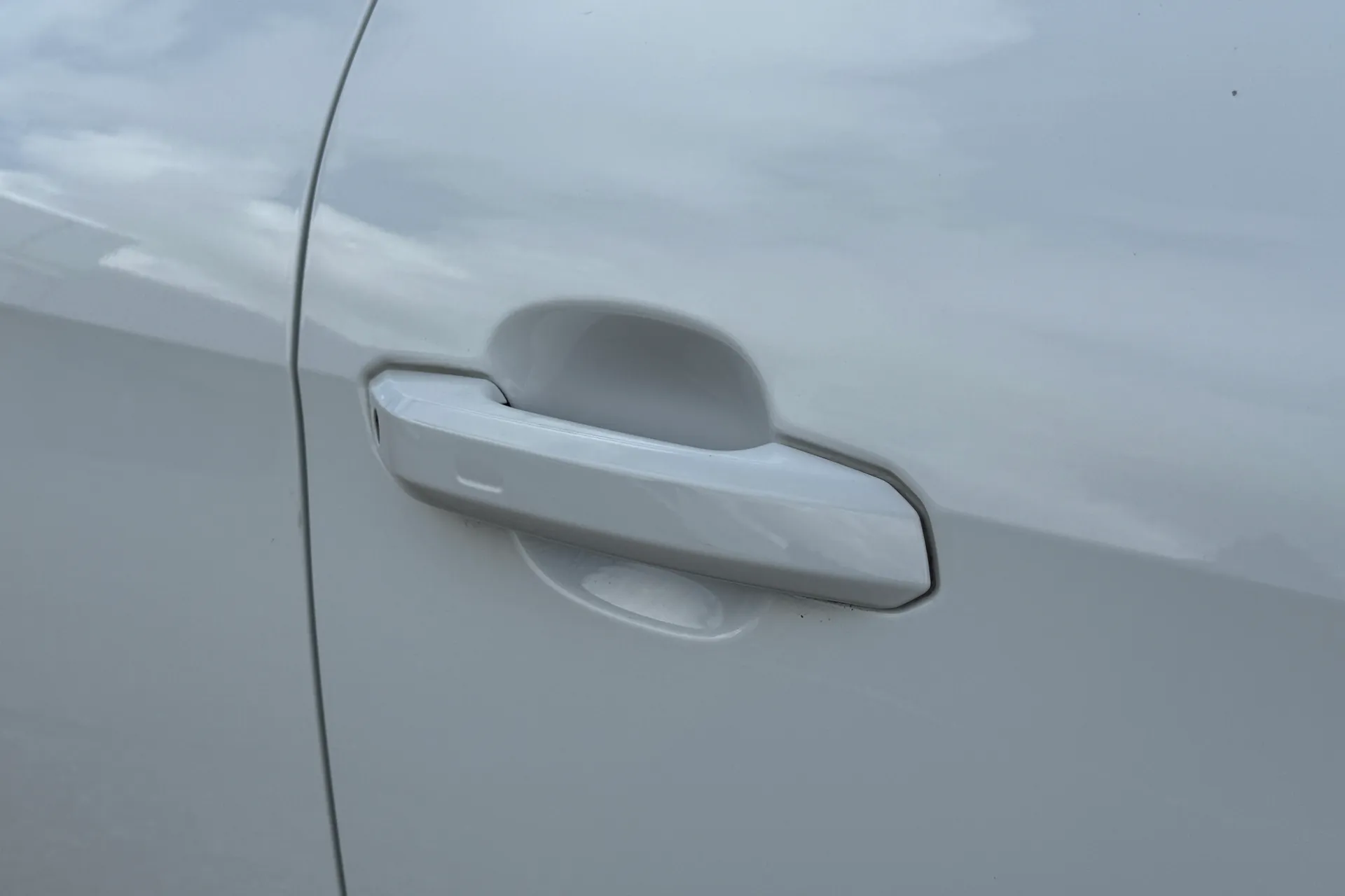Audi A4 thumbnail image number 51
