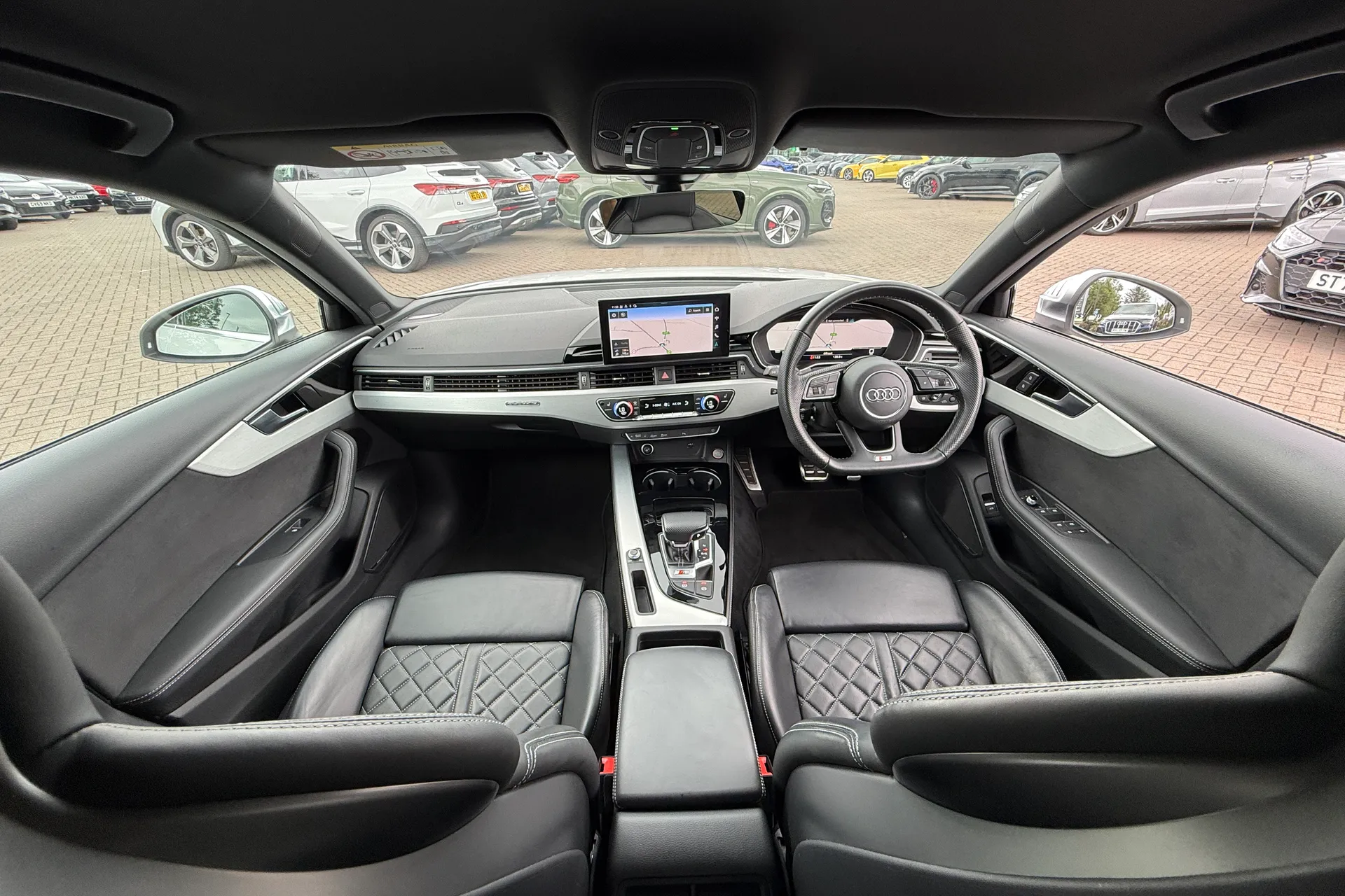 Audi A4 thumbnail image number 3