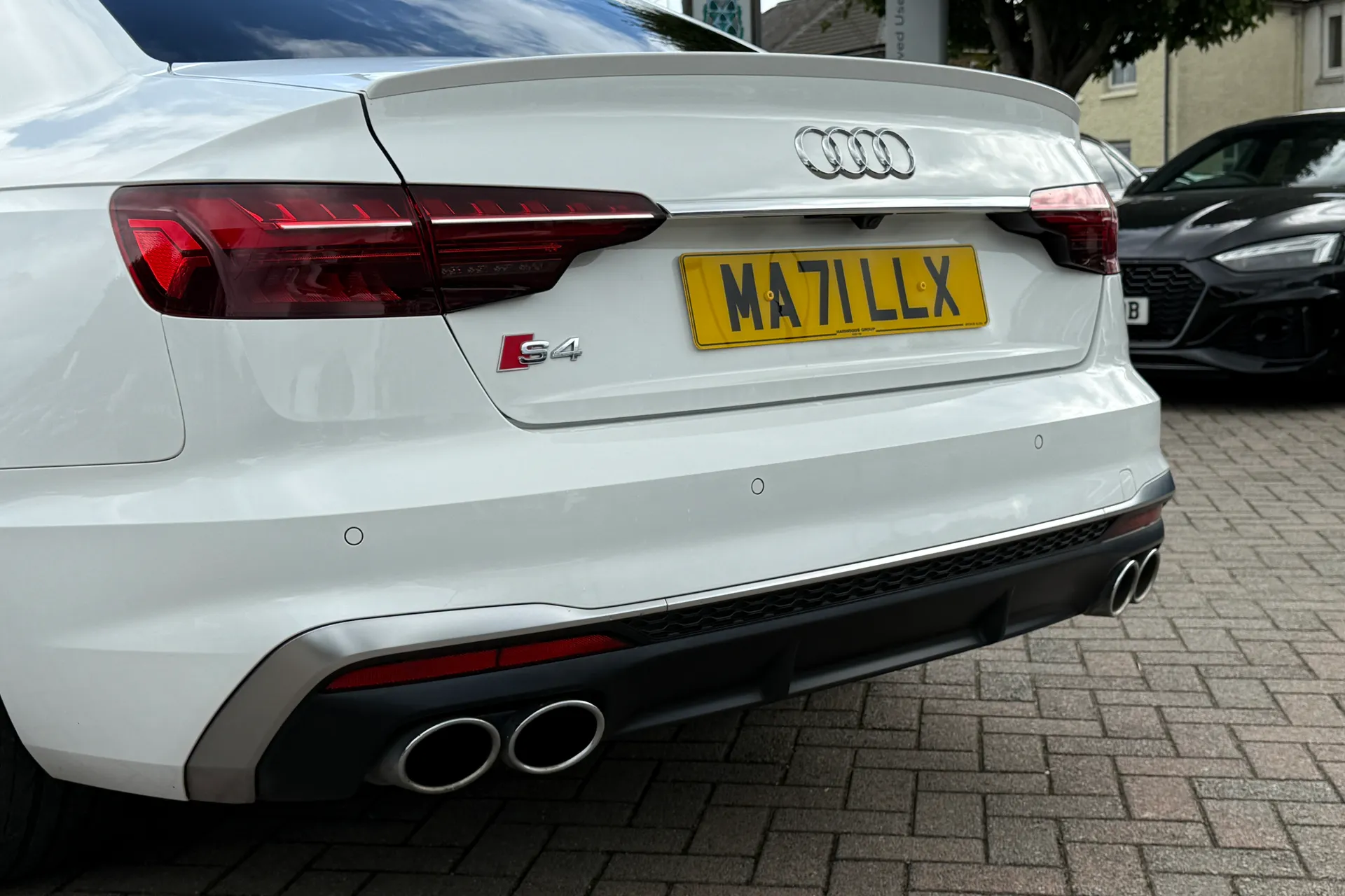 Audi A4 thumbnail image number 50
