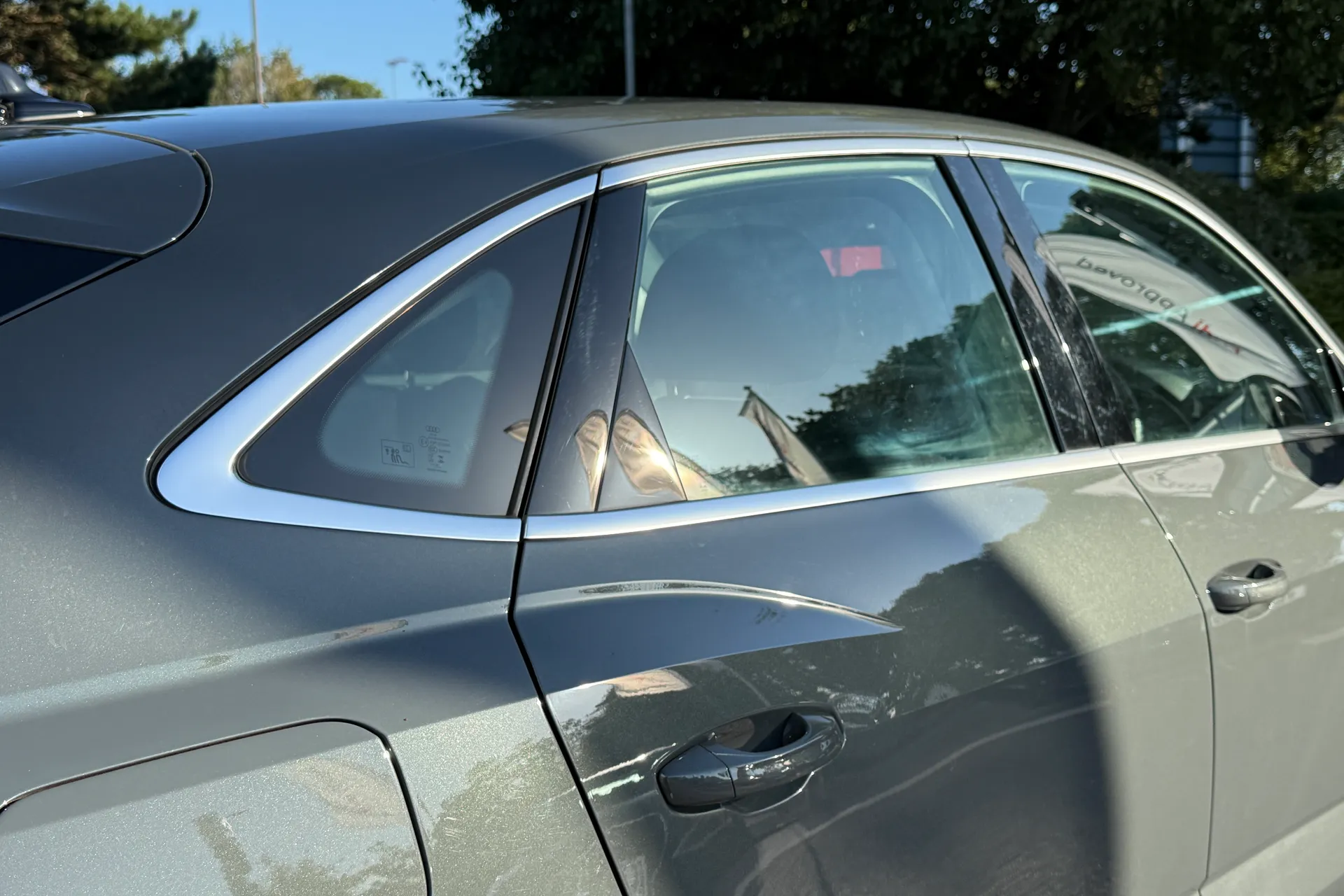 Audi Q3 thumbnail image number 32