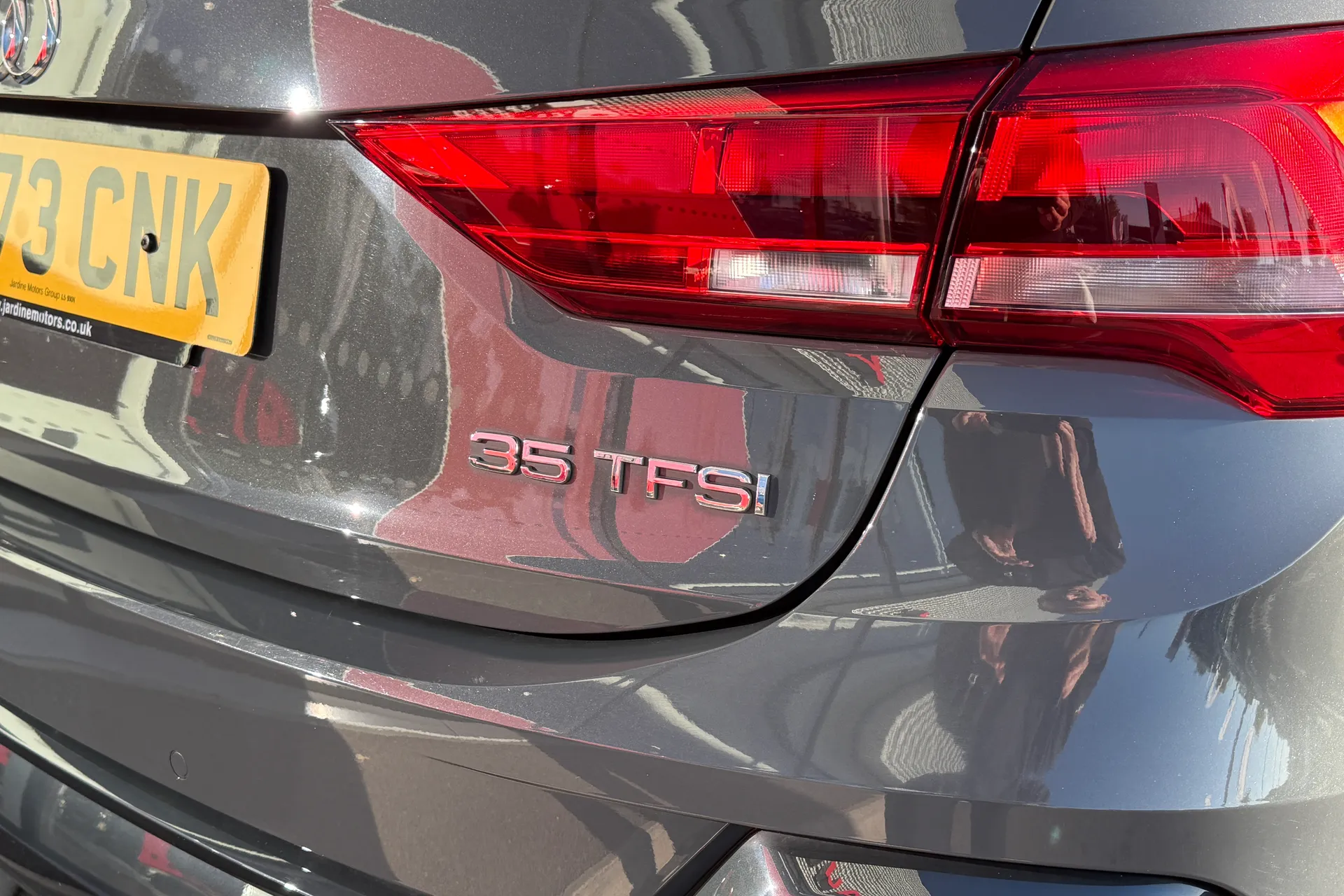 Audi Q3 thumbnail image number 29