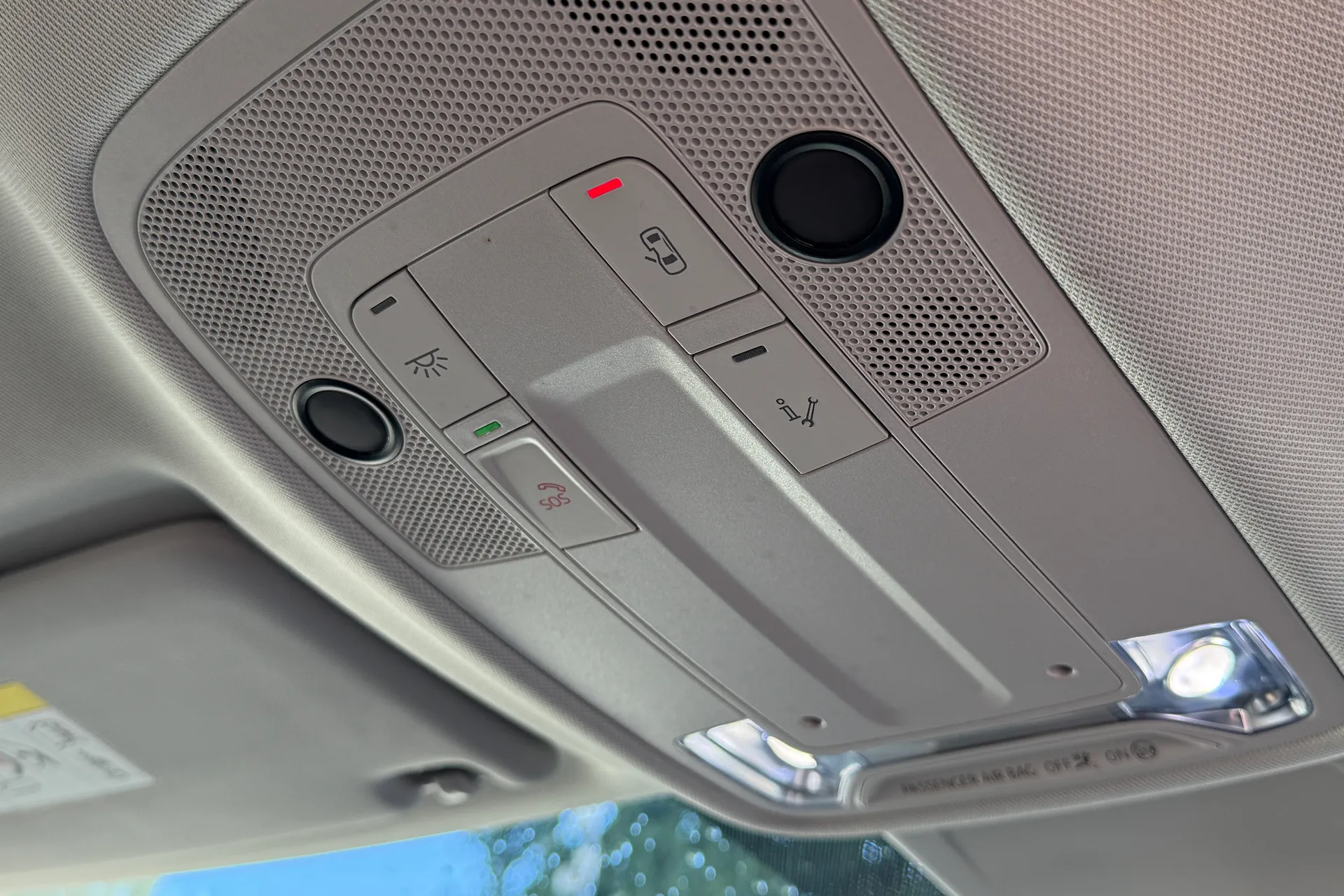 Audi Q3 thumbnail image number 36
