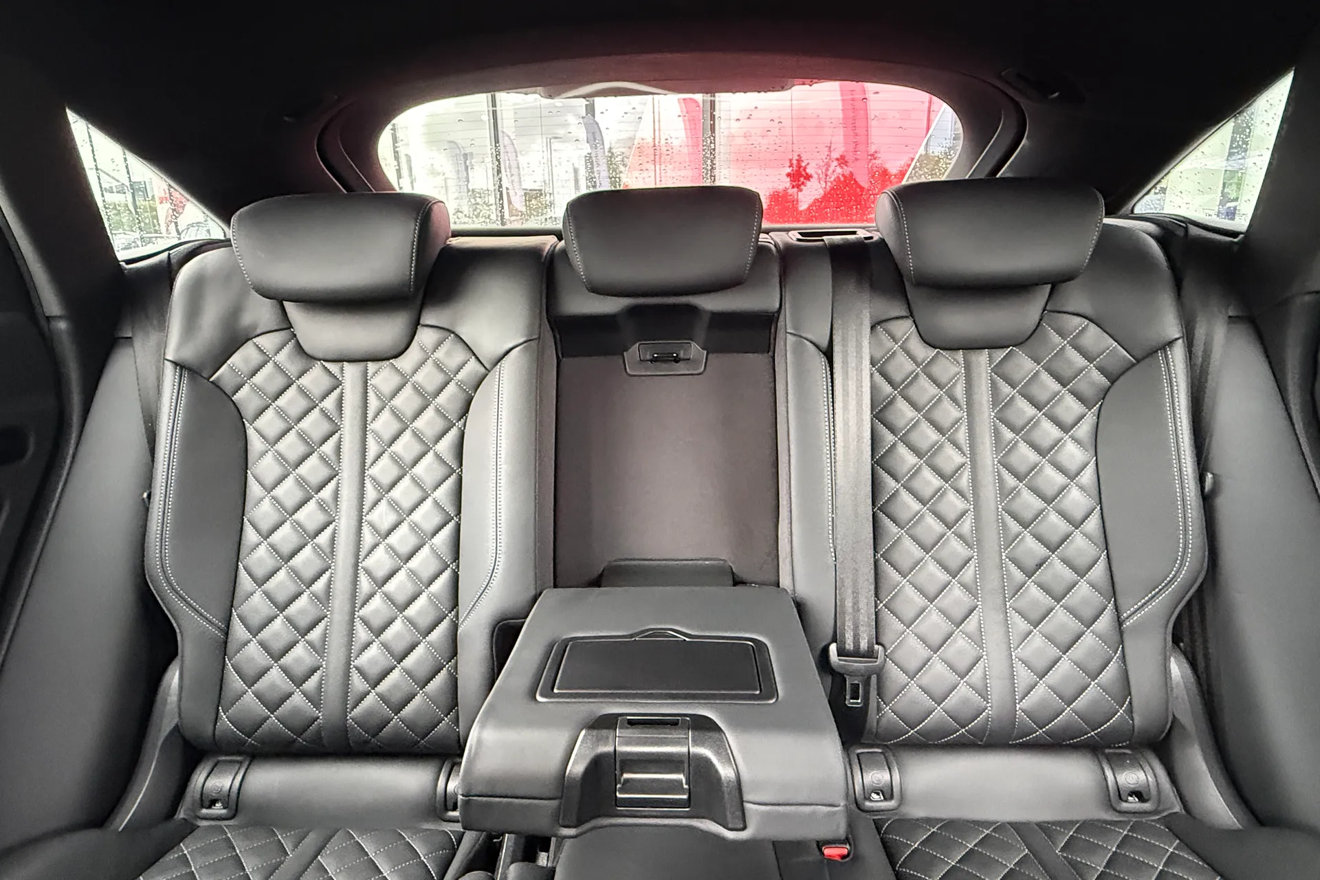 Audi Q5 thumbnail image number 46