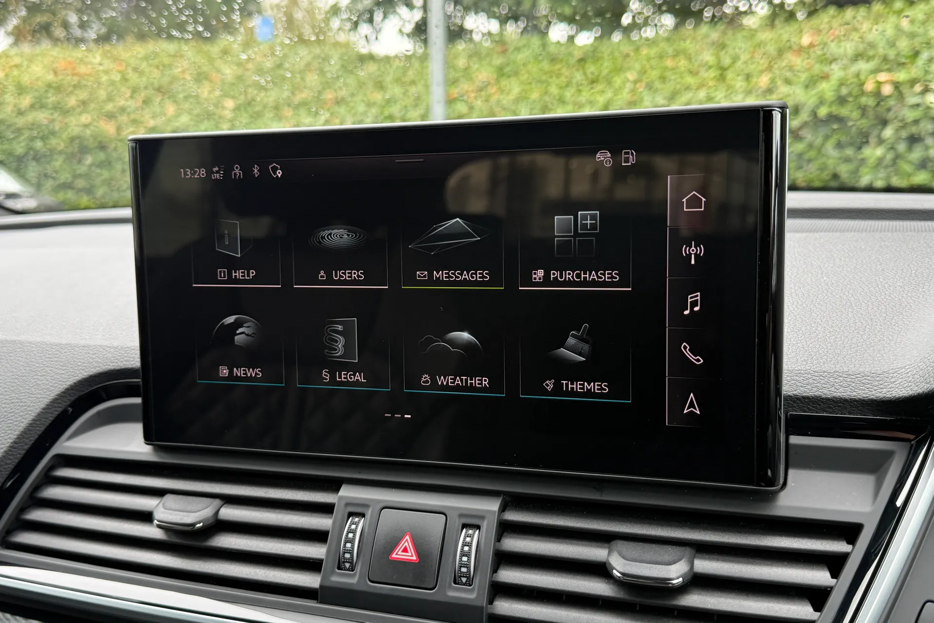 Audi Q5 thumbnail image number 23