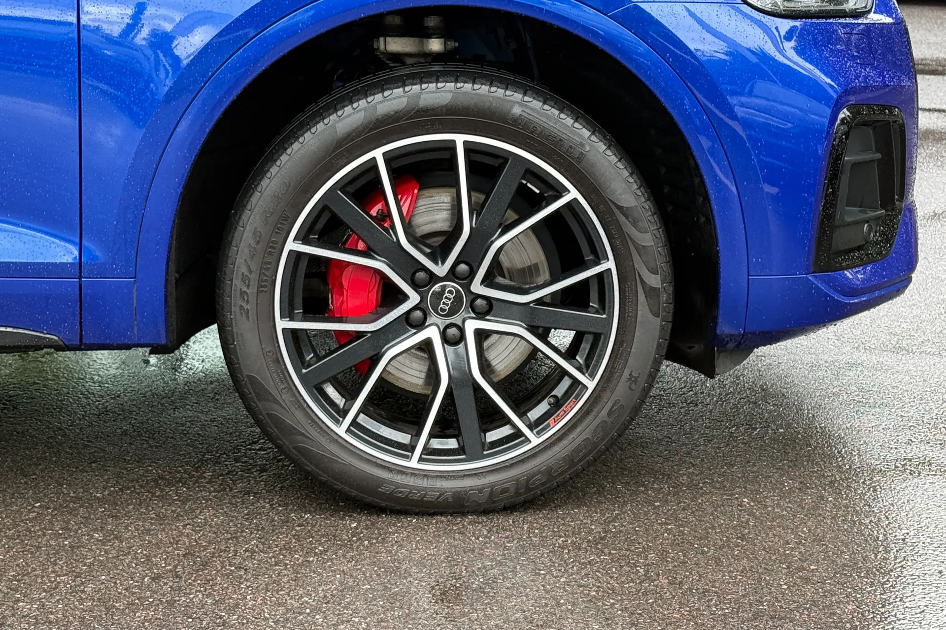Audi Q5 thumbnail image number 11
