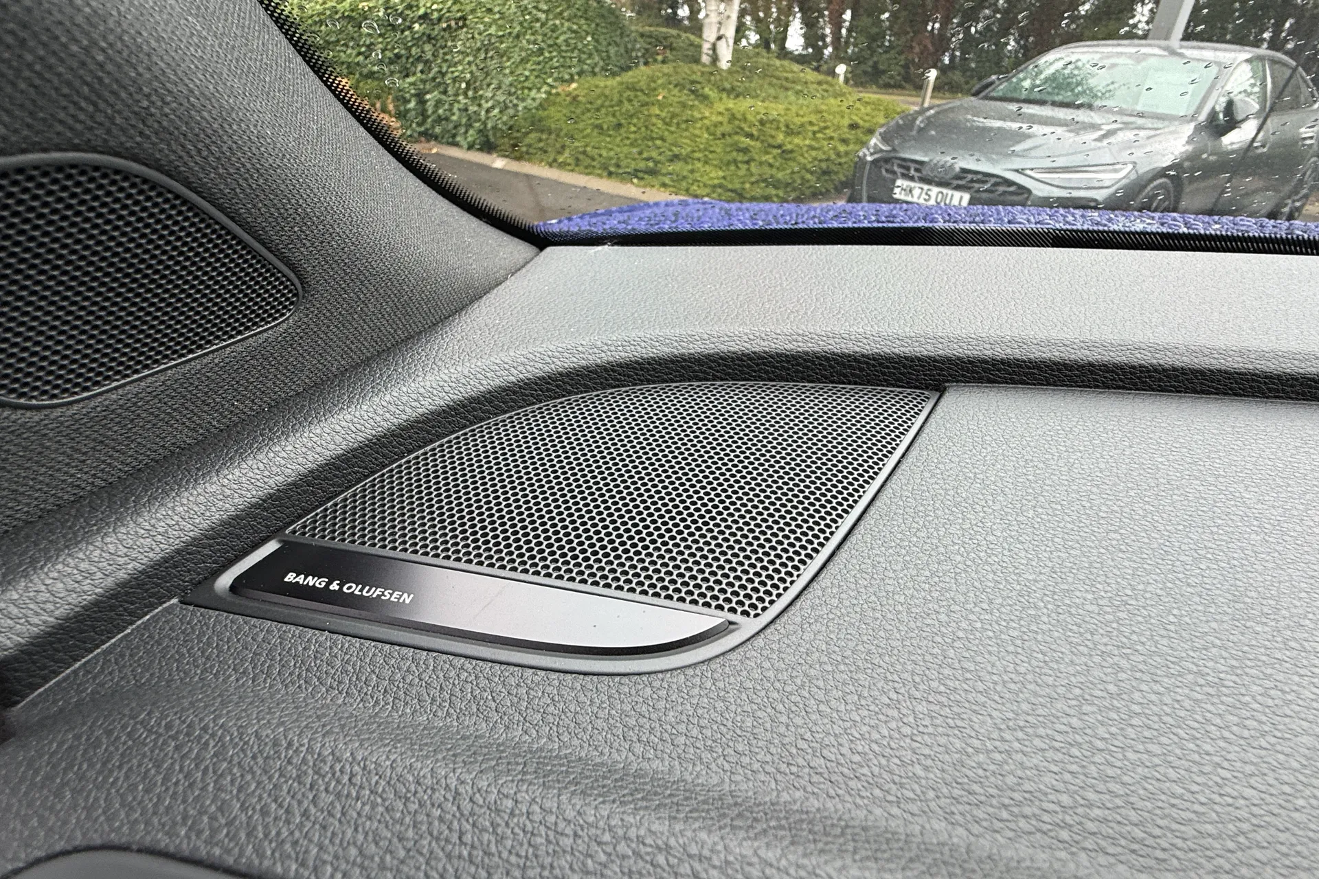 Audi Q5 thumbnail image number 35