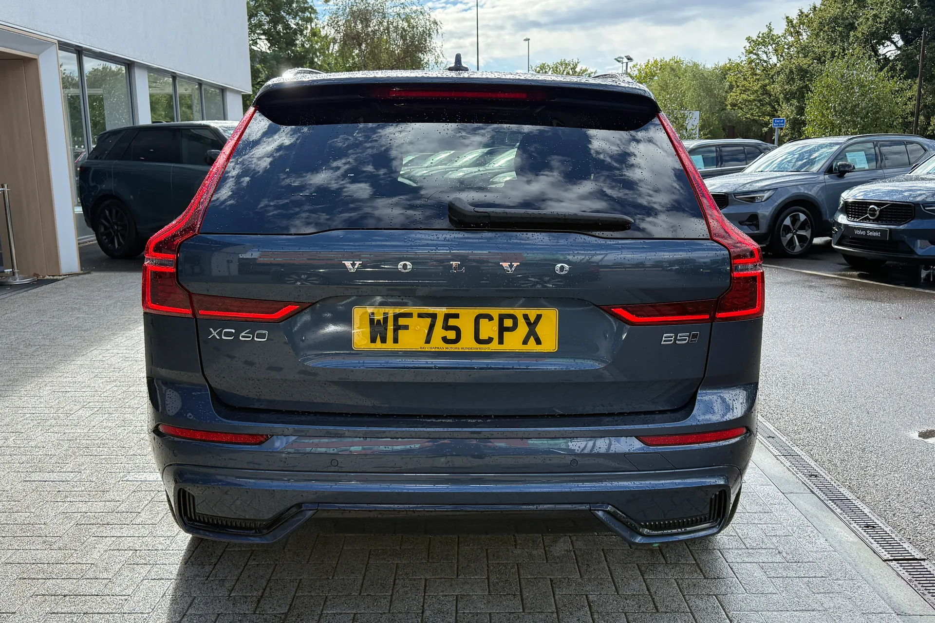 Volvo XC60 thumbnail image number 9