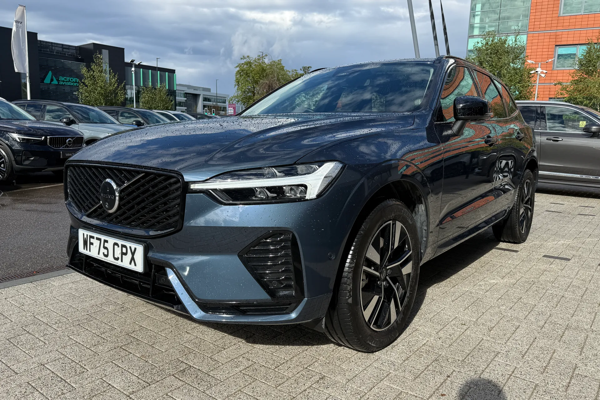 Volvo XC60 thumbnail image number 12