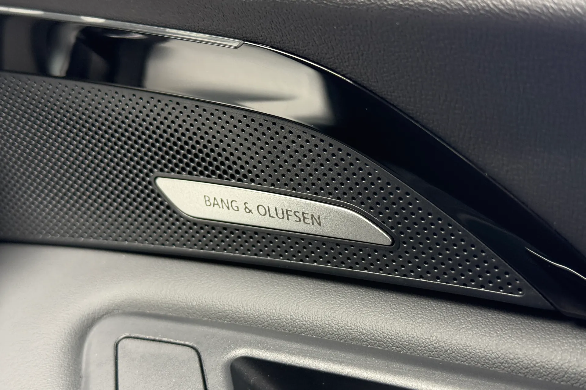 Audi Q5 thumbnail image number 20