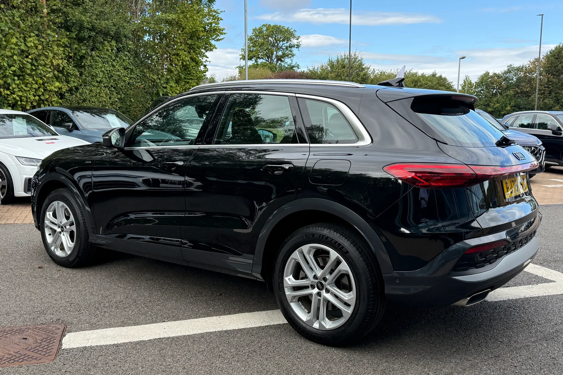 Audi Q5 thumbnail image number 42