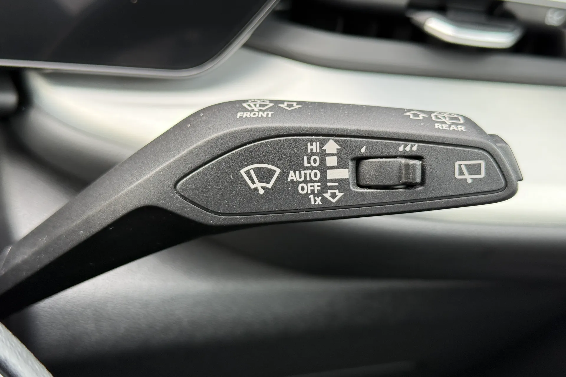 Audi Q5 thumbnail image number 12