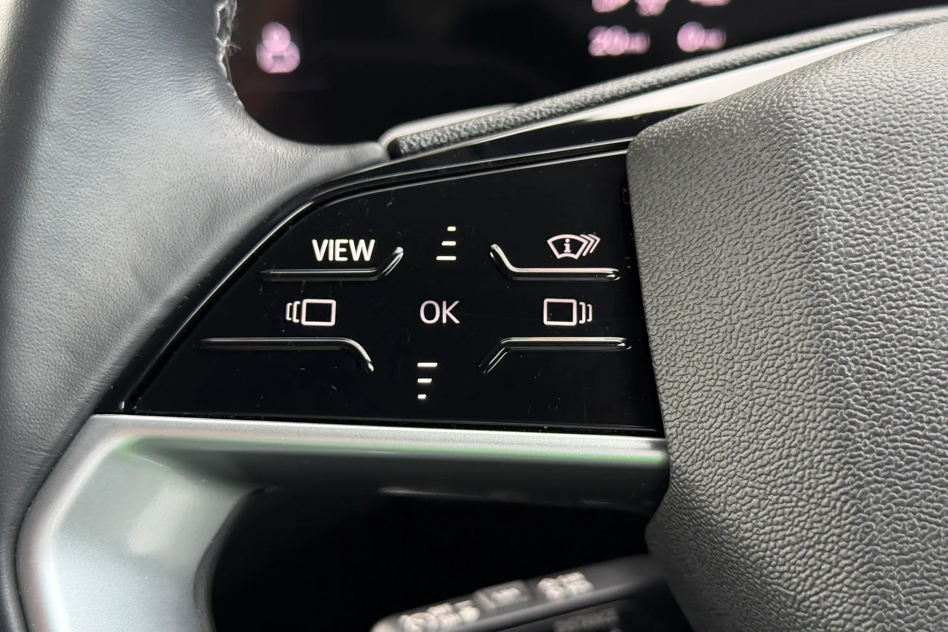 Audi Q5 thumbnail image number 13