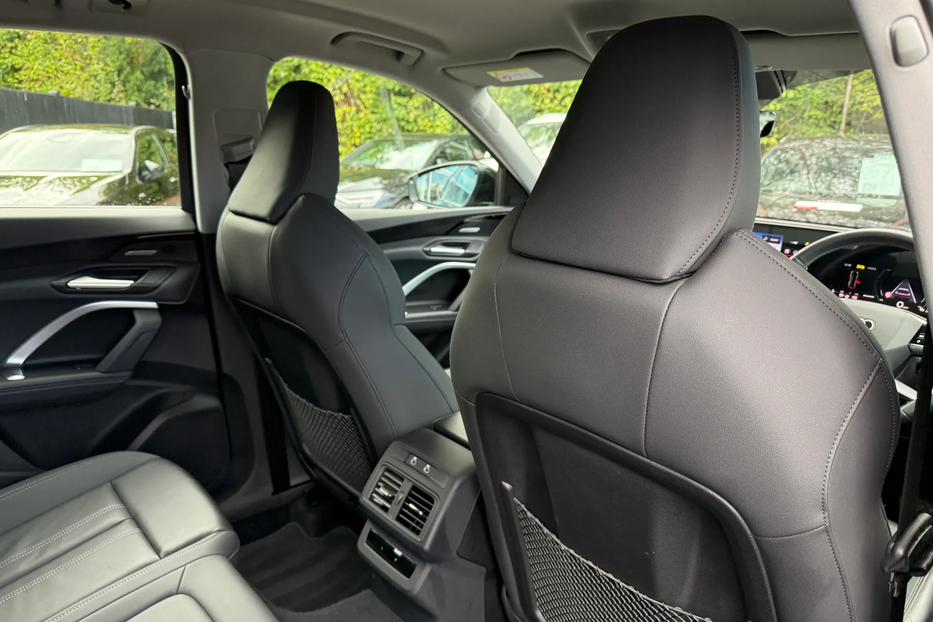 Audi Q5 thumbnail image number 30