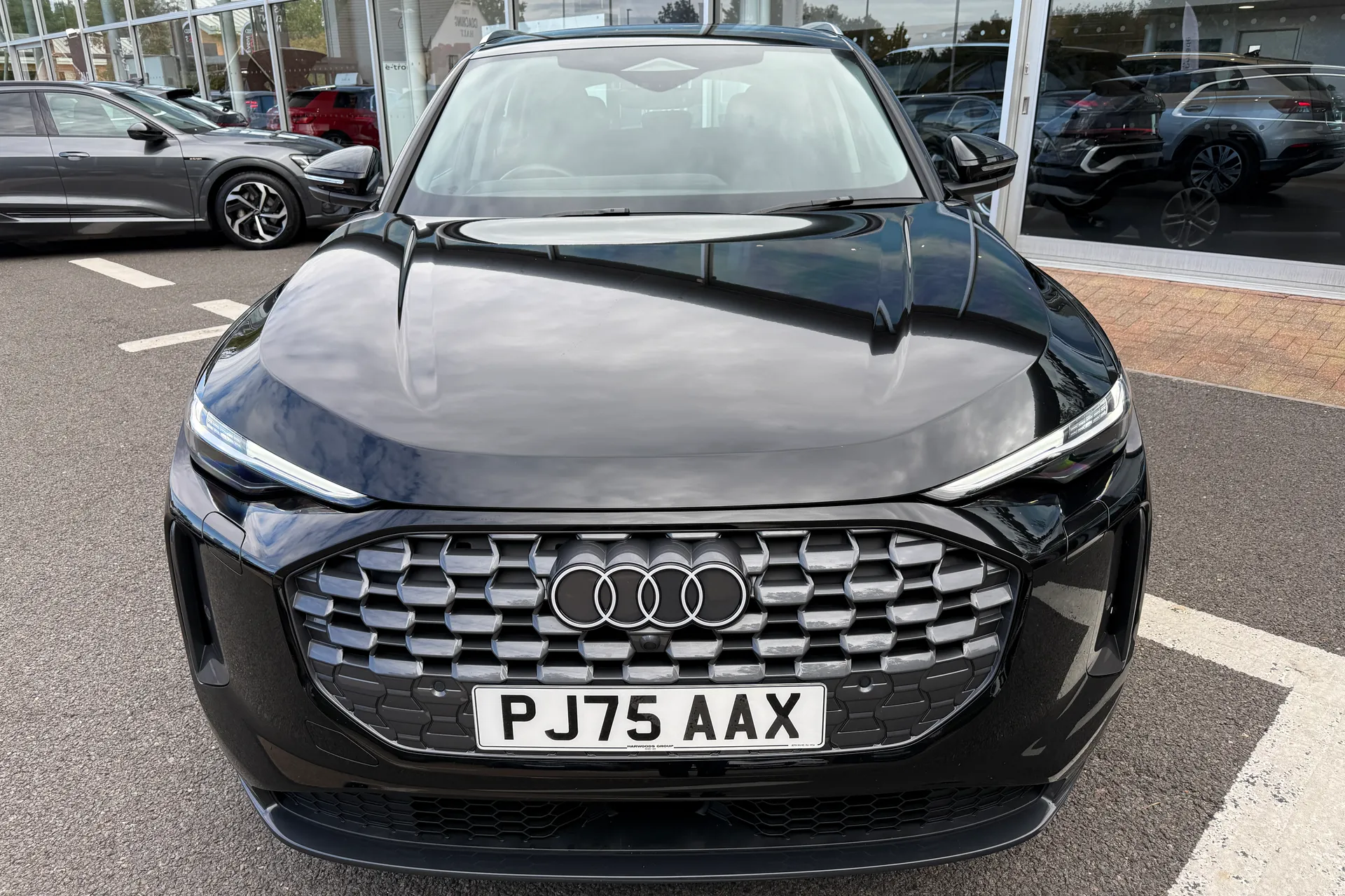 Audi Q5 thumbnail image number 54