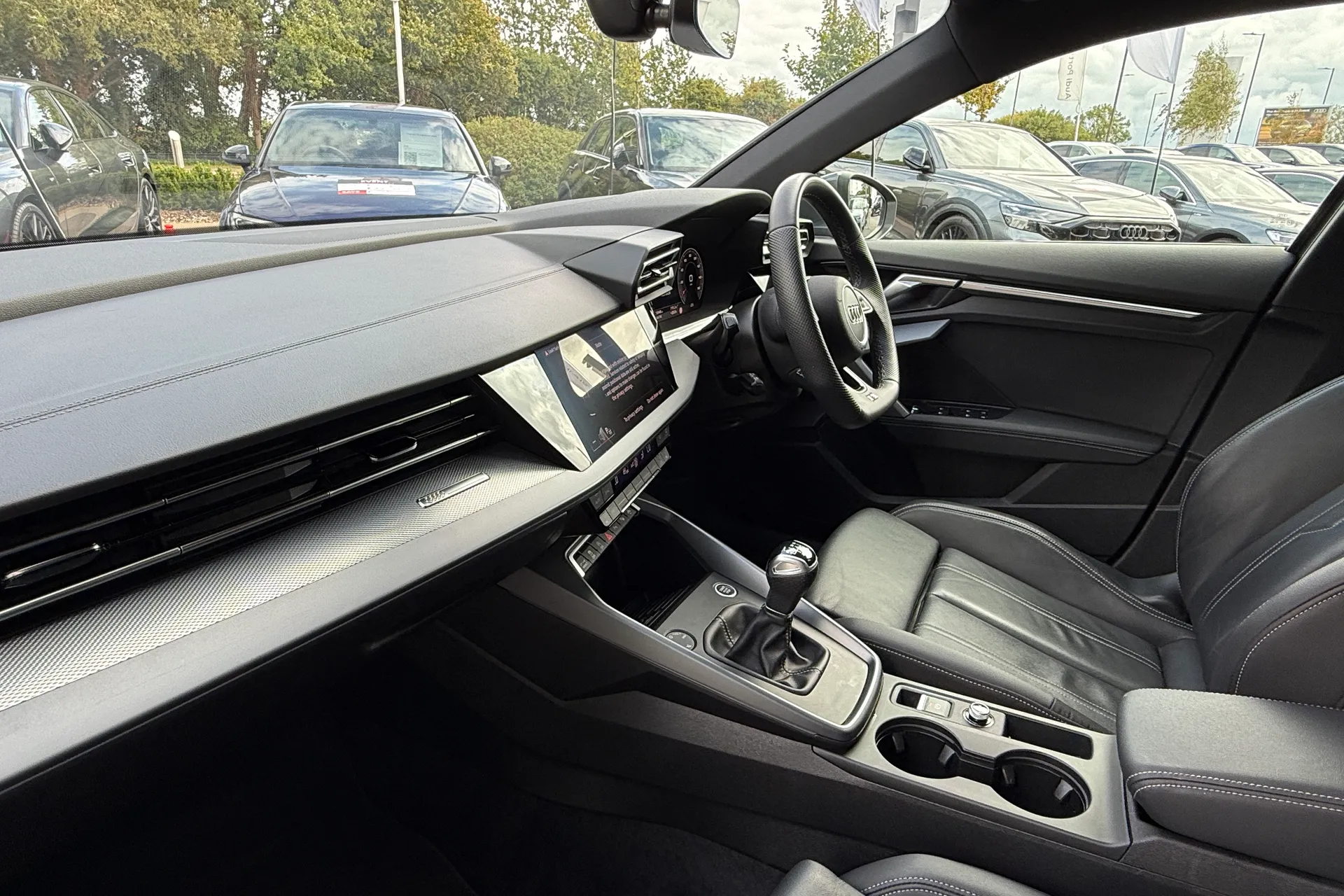 Audi A3 thumbnail image number 38