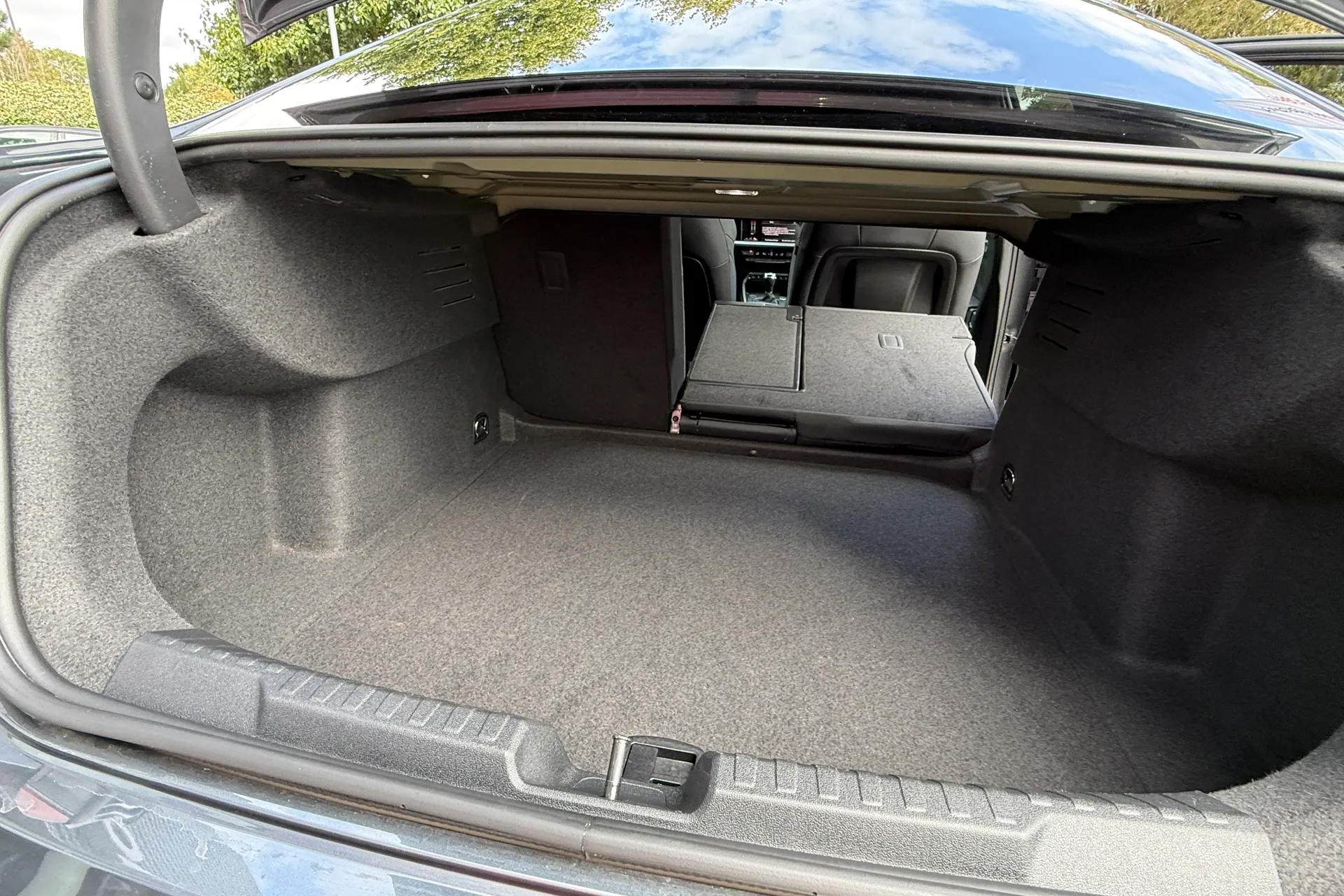 Audi A3 thumbnail image number 44