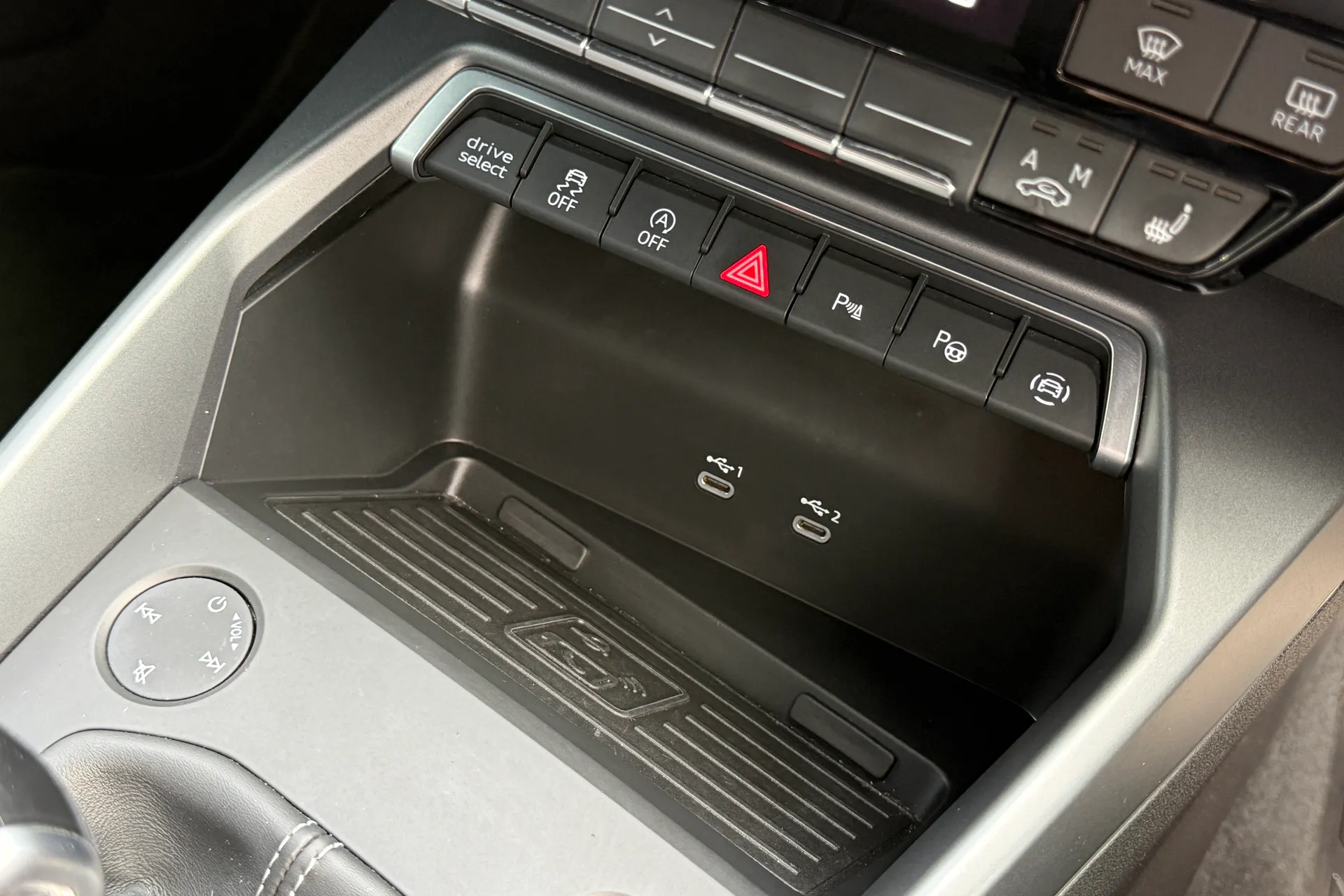Audi A3 thumbnail image number 25