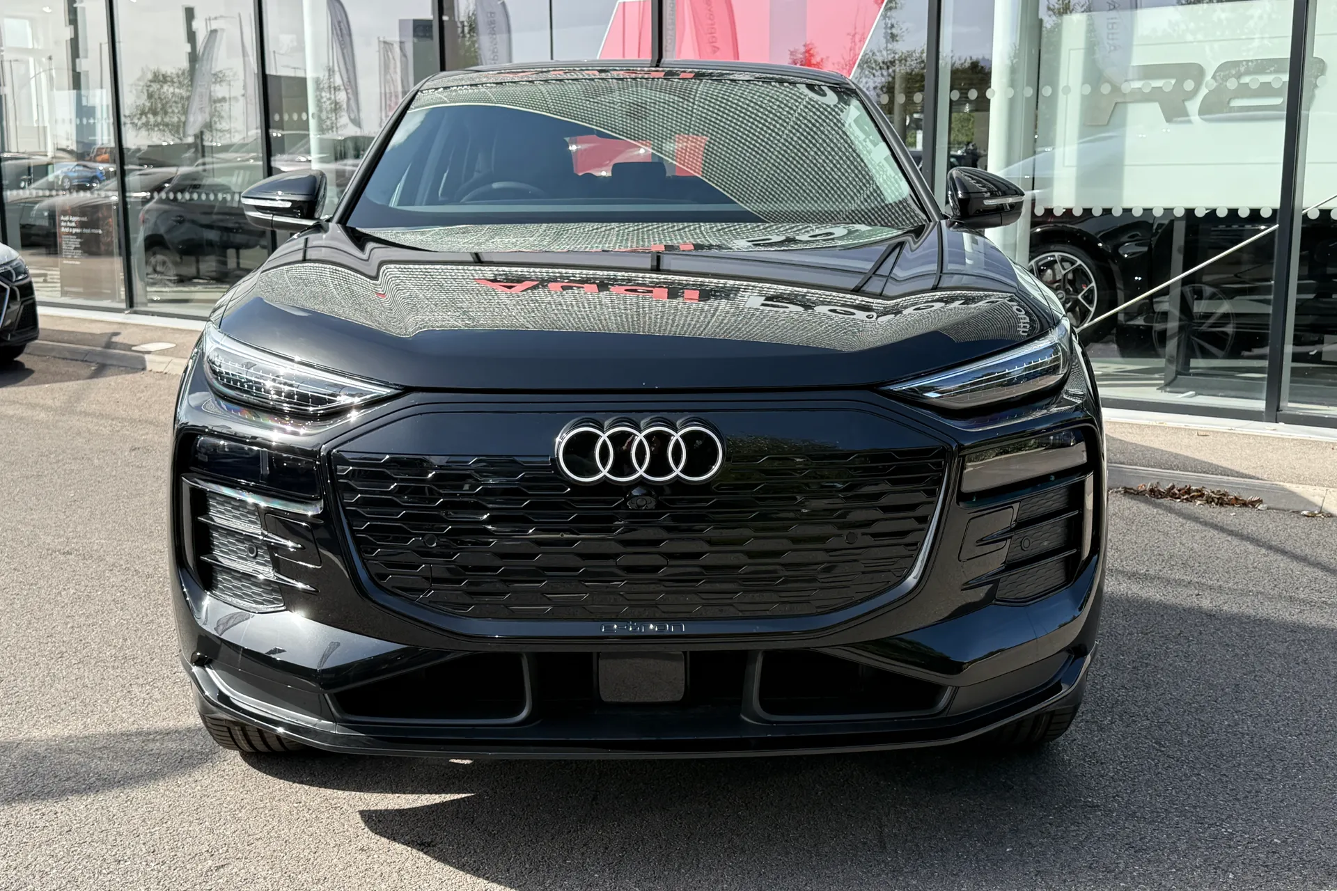 Audi Q6 thumbnail image number 6