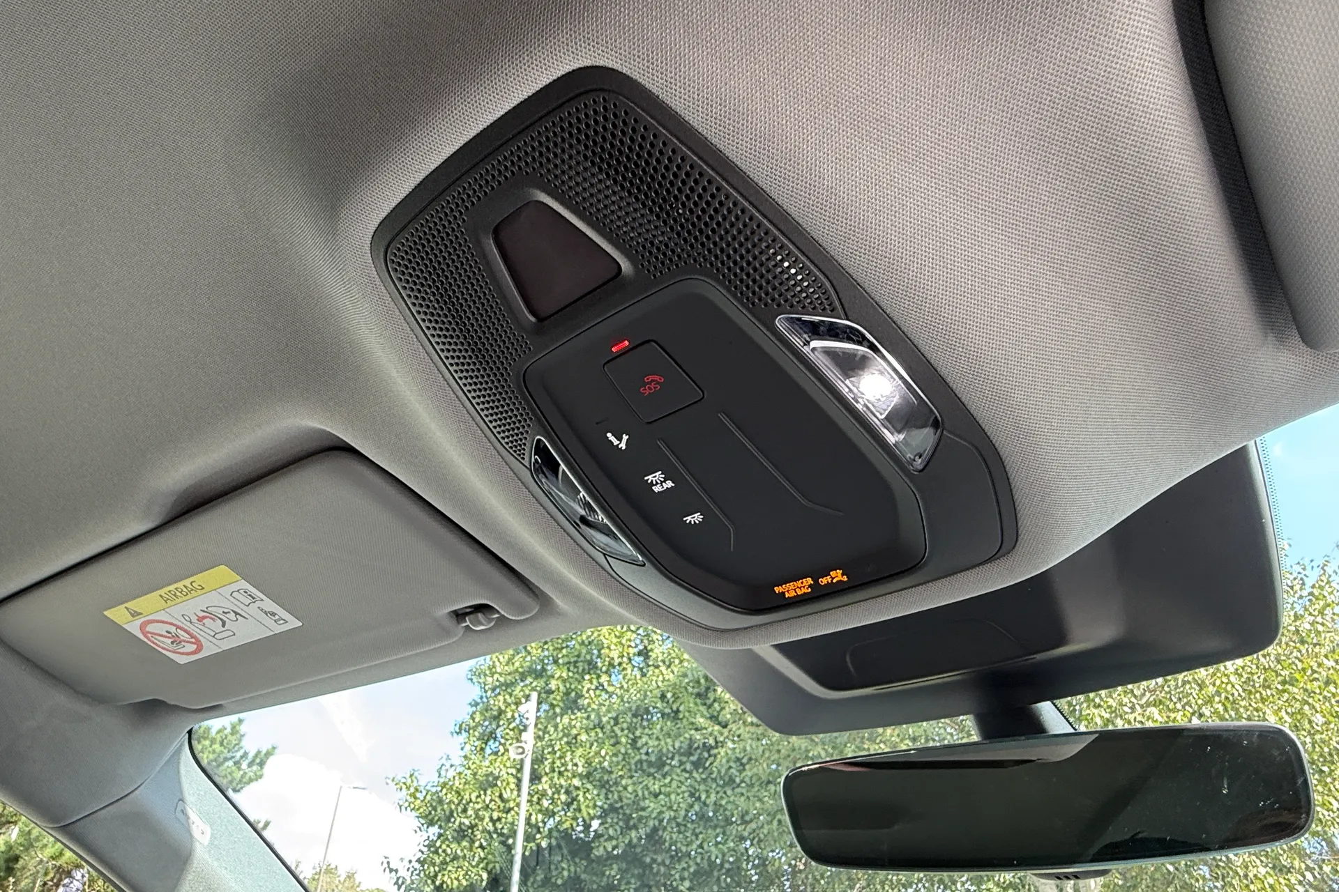 Audi Q6 thumbnail image number 29