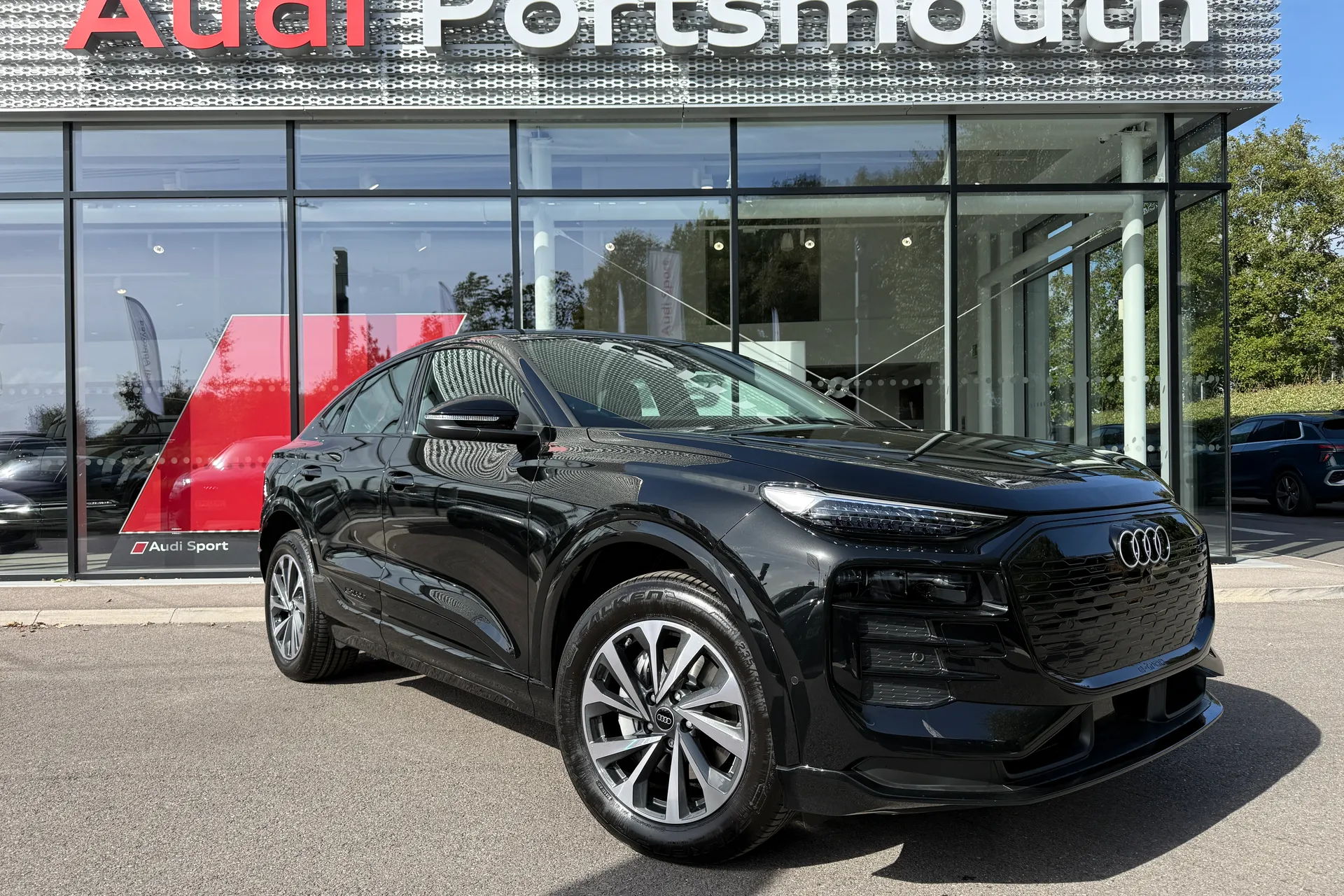Audi Q6 focused image