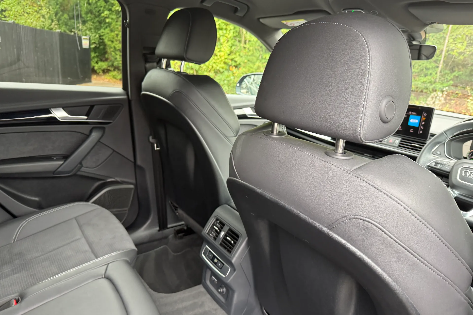 Audi Q5 thumbnail image number 28