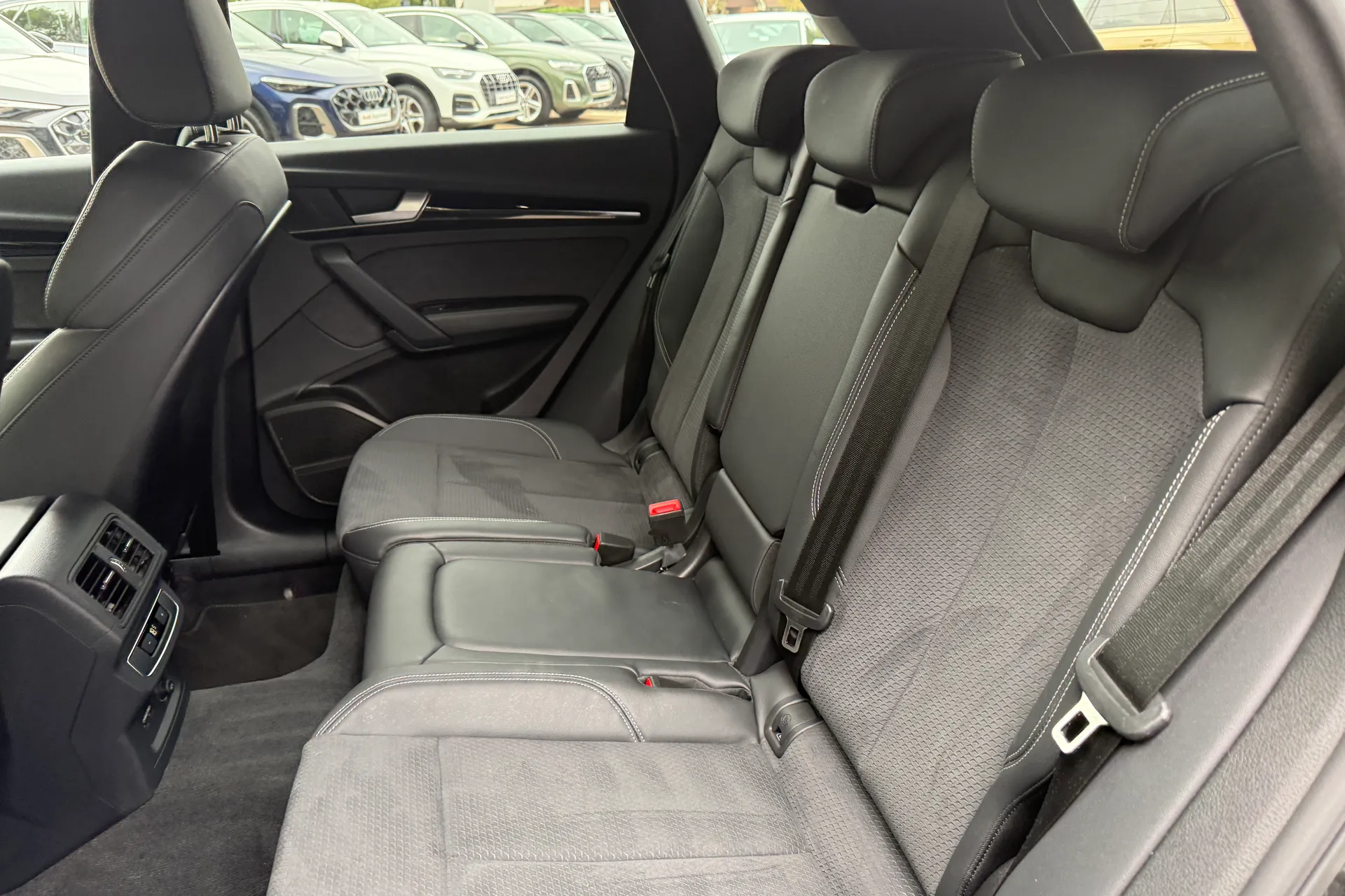 Audi Q5 thumbnail image number 42