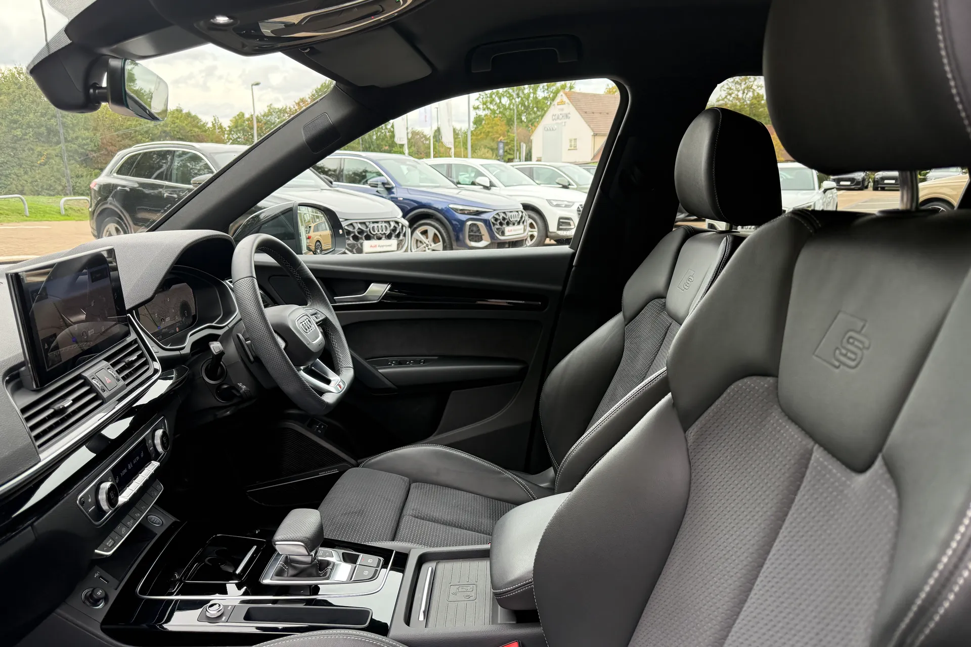 Audi Q5 thumbnail image number 46