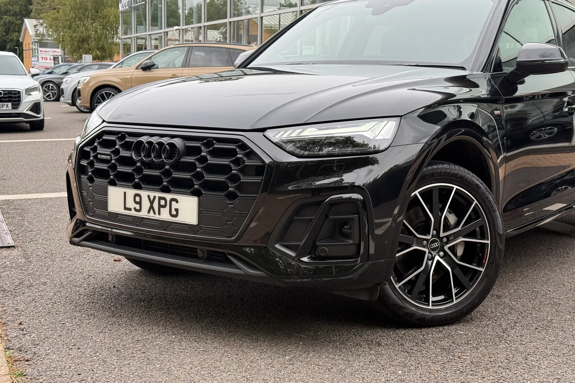 Audi Q5 thumbnail image number 48