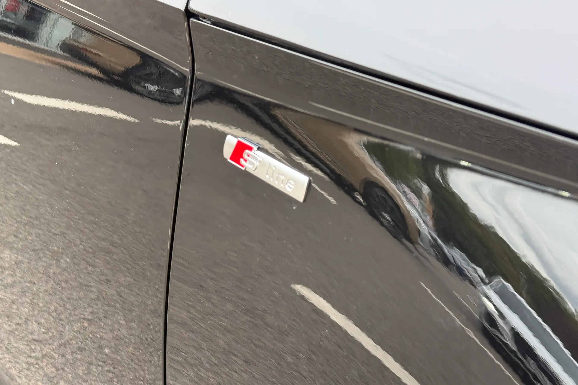 Audi Q5 thumbnail image number 3