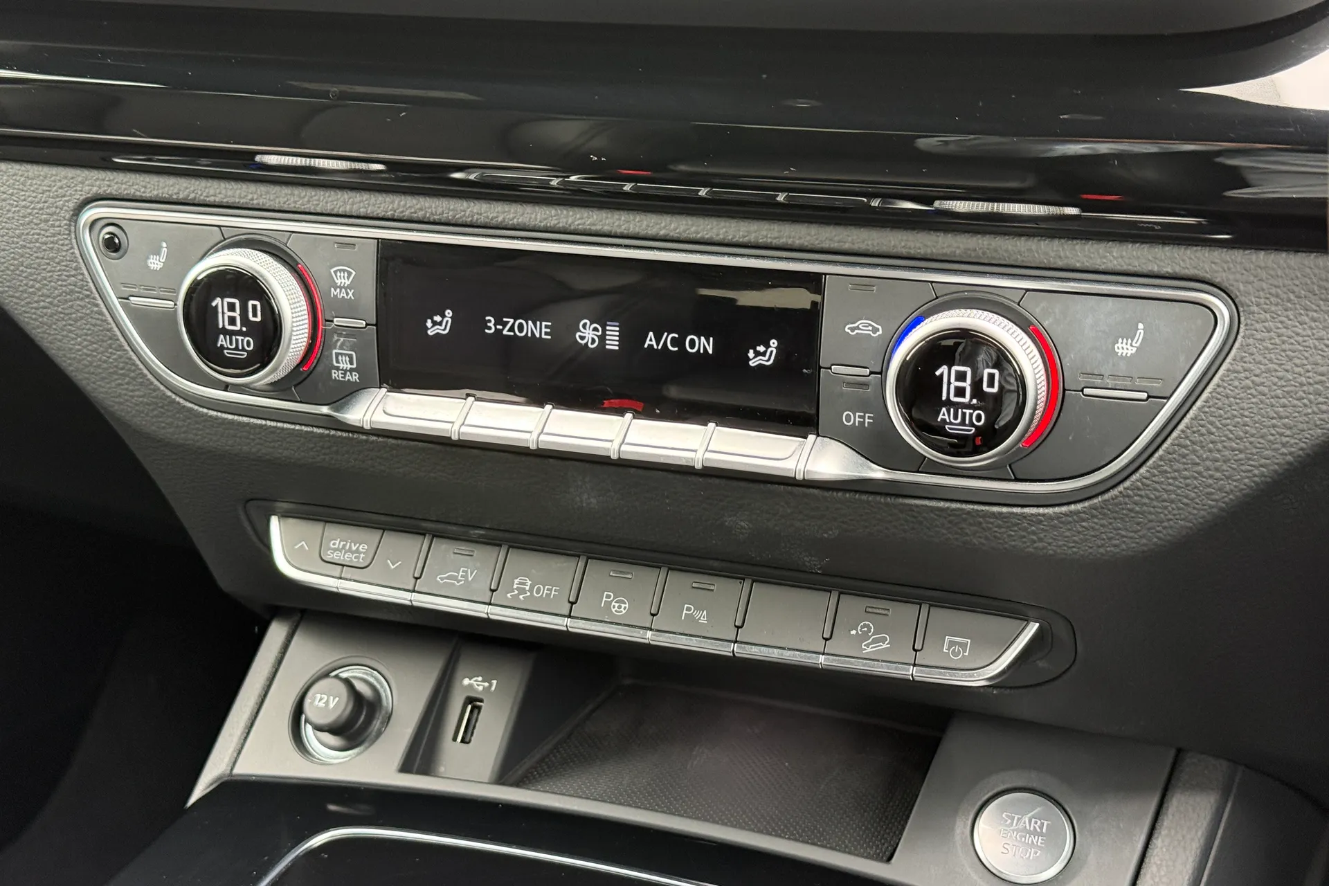 Audi Q5 thumbnail image number 11