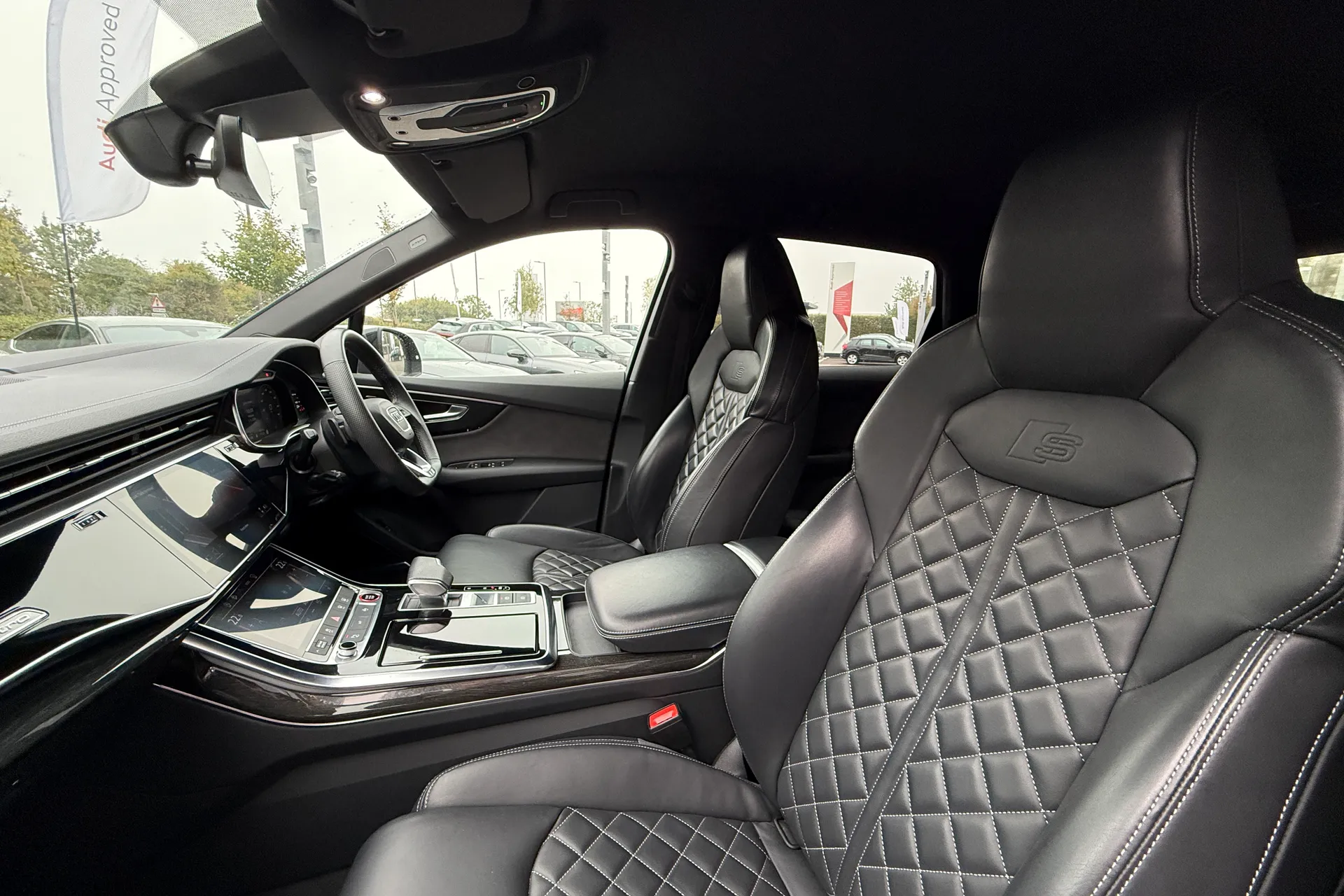 Audi Q7 thumbnail image number 33