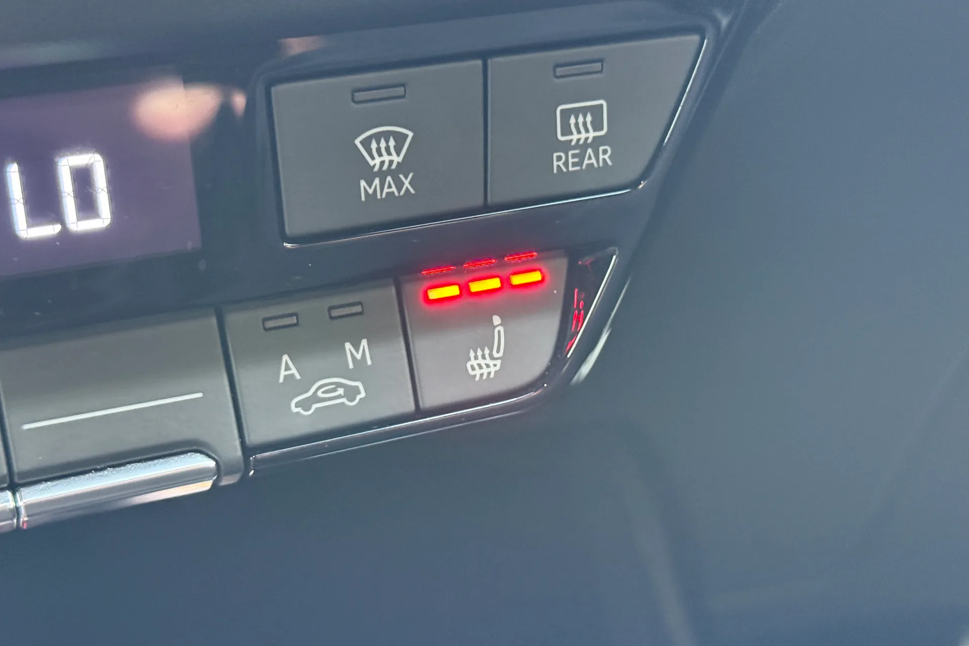 Audi Q4 thumbnail image number 59