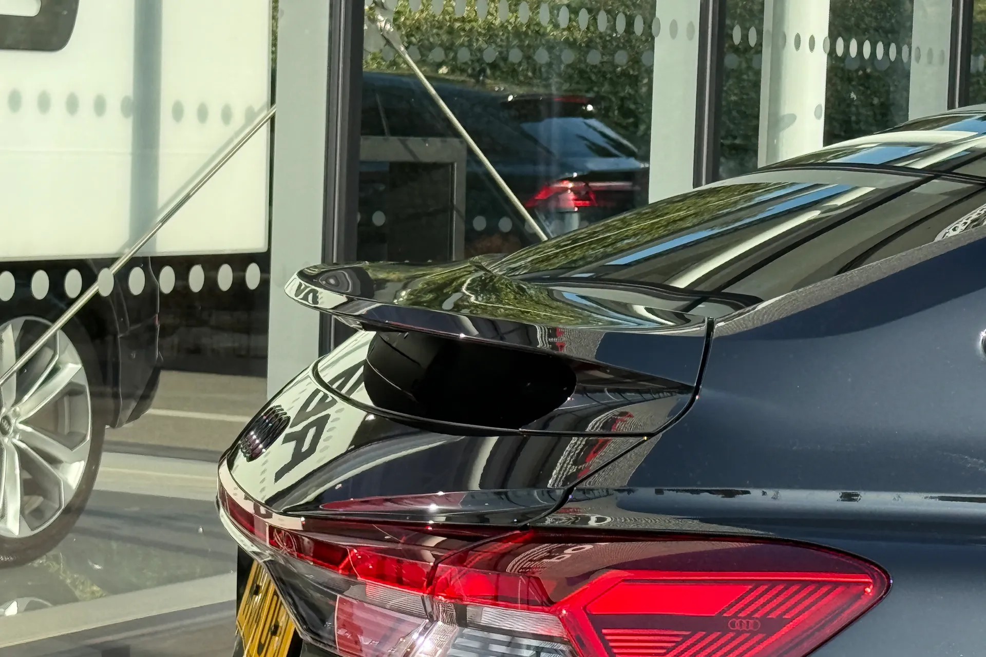 Audi Q4 thumbnail image number 27