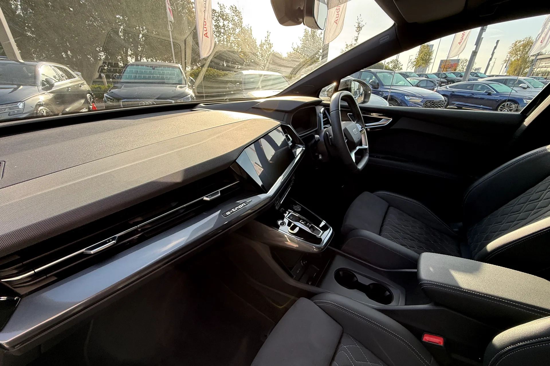Audi Q4 thumbnail image number 39