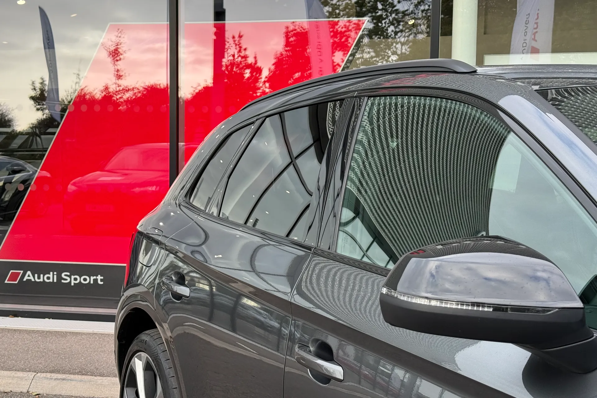 Audi Q5 thumbnail image number 10