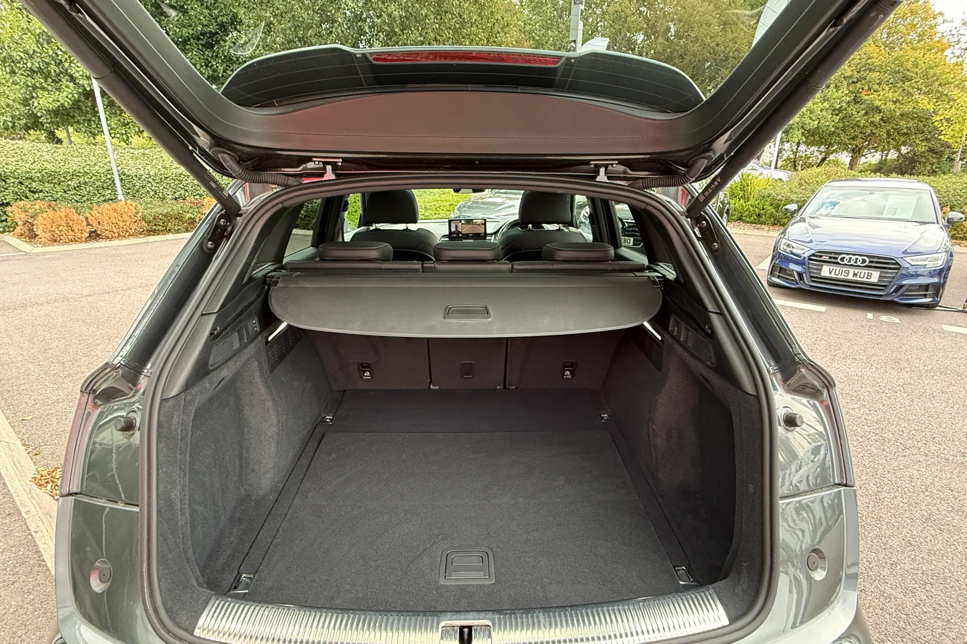 Audi Q5 thumbnail image number 52