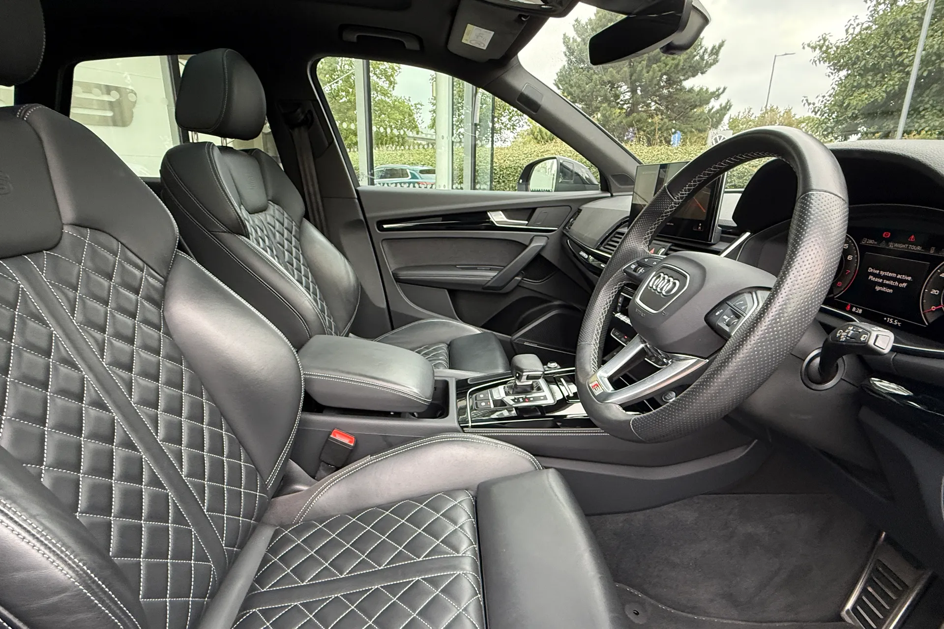 Audi Q5 thumbnail image number 18