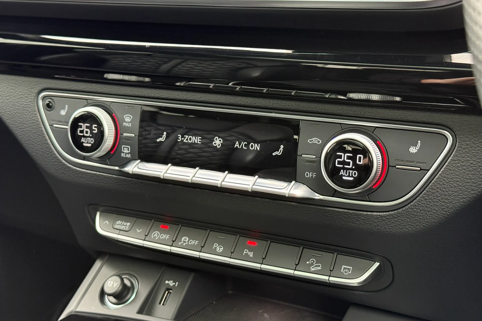 Audi Q5 thumbnail image number 35