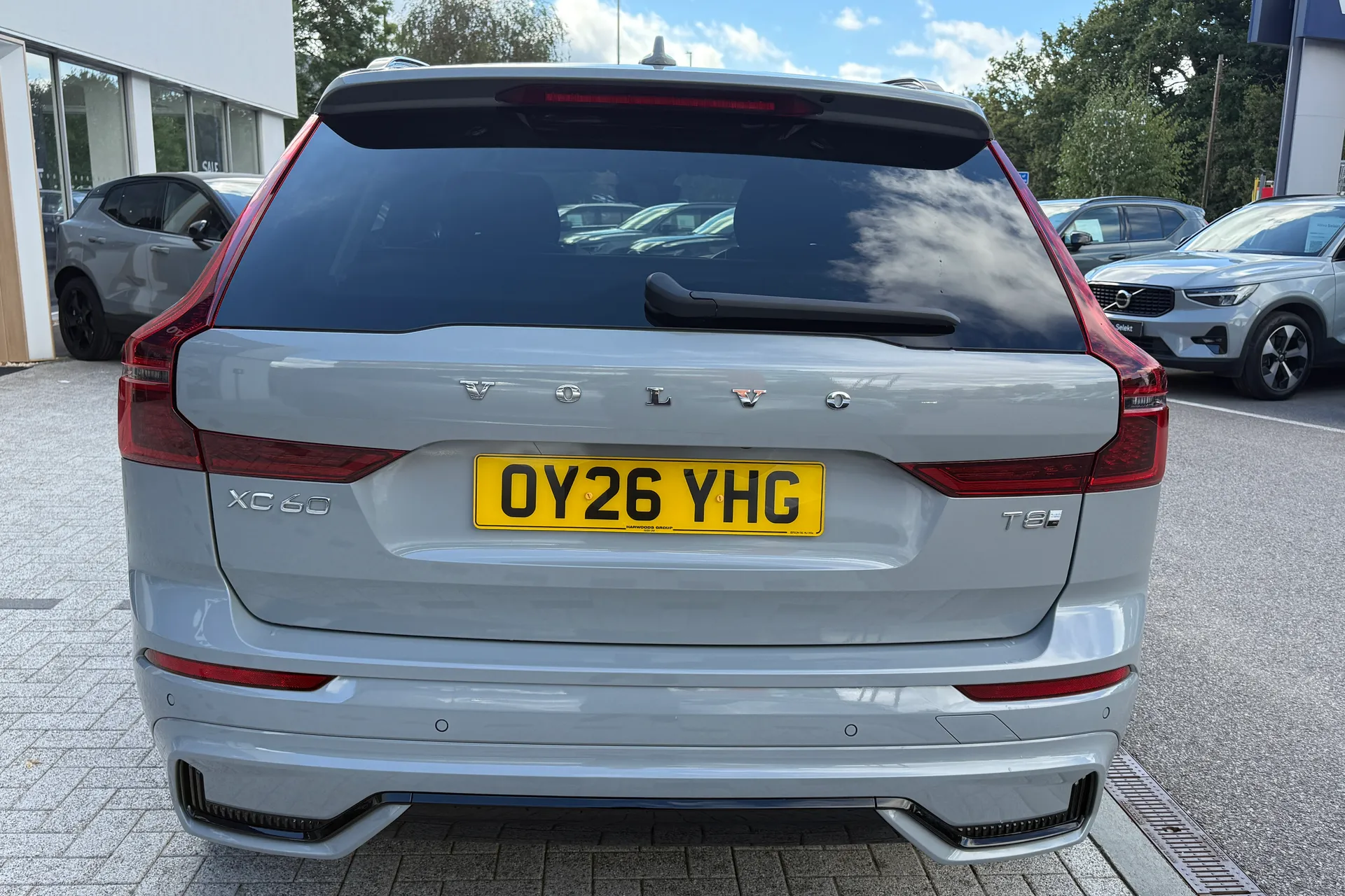 Volvo XC60 thumbnail image number 9