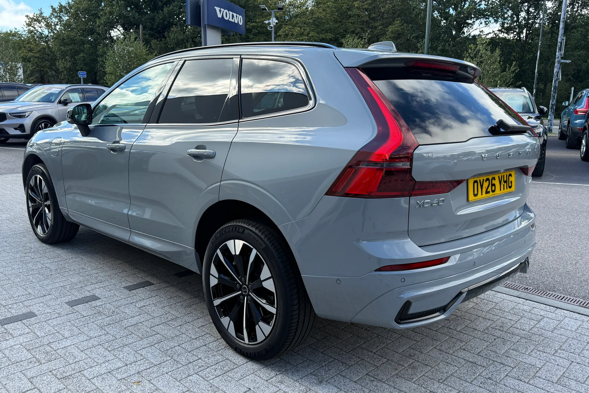Volvo XC60 thumbnail image number 10