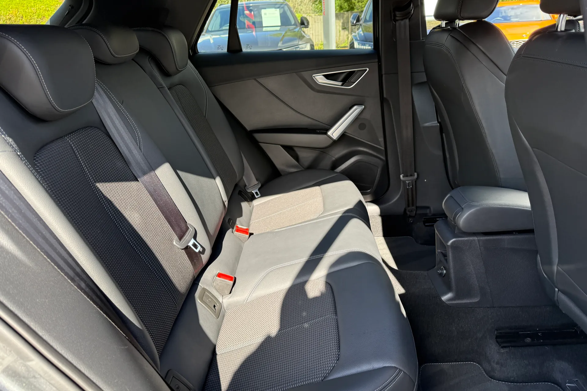 Audi Q2 thumbnail image number 42