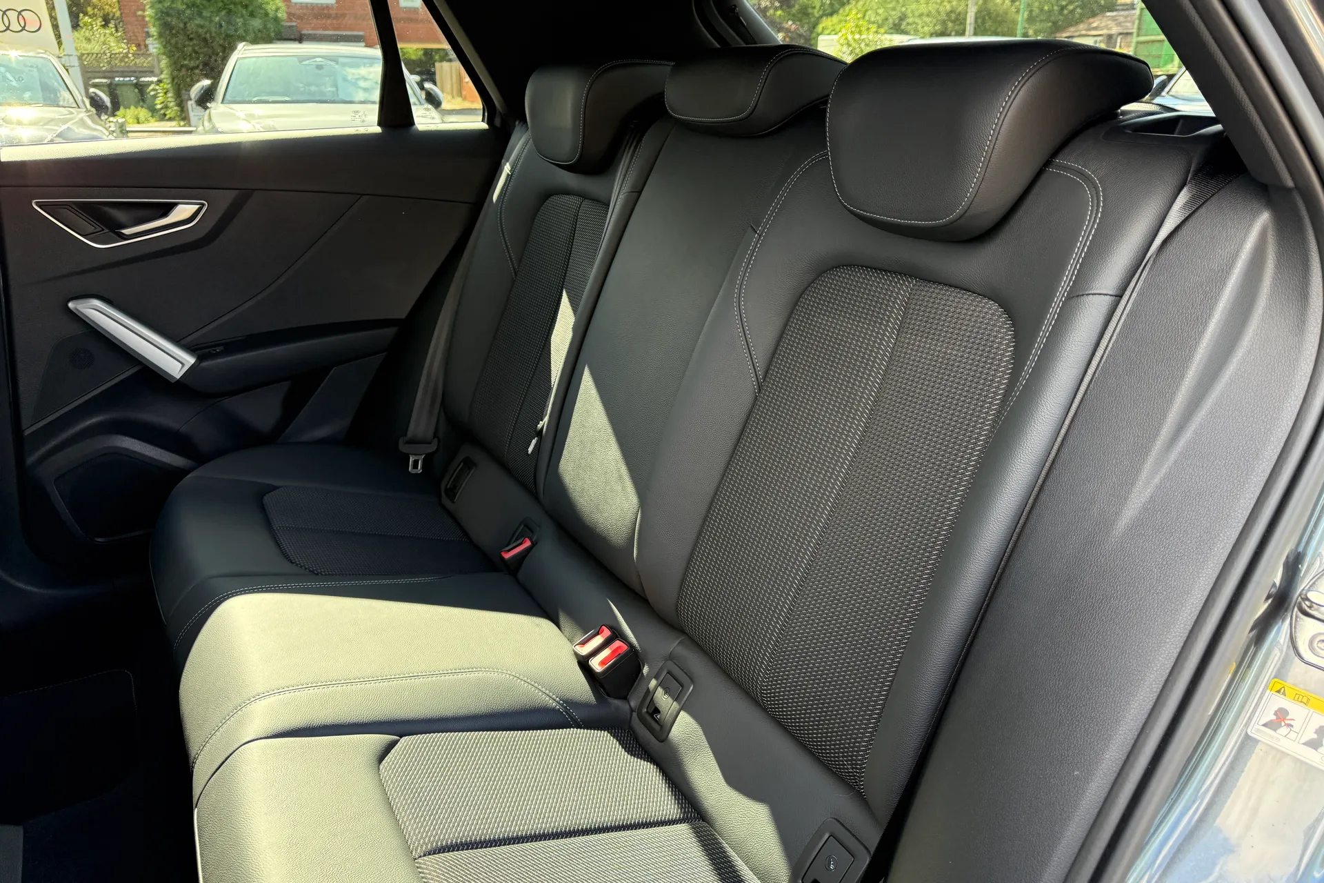 Audi Q2 thumbnail image number 40