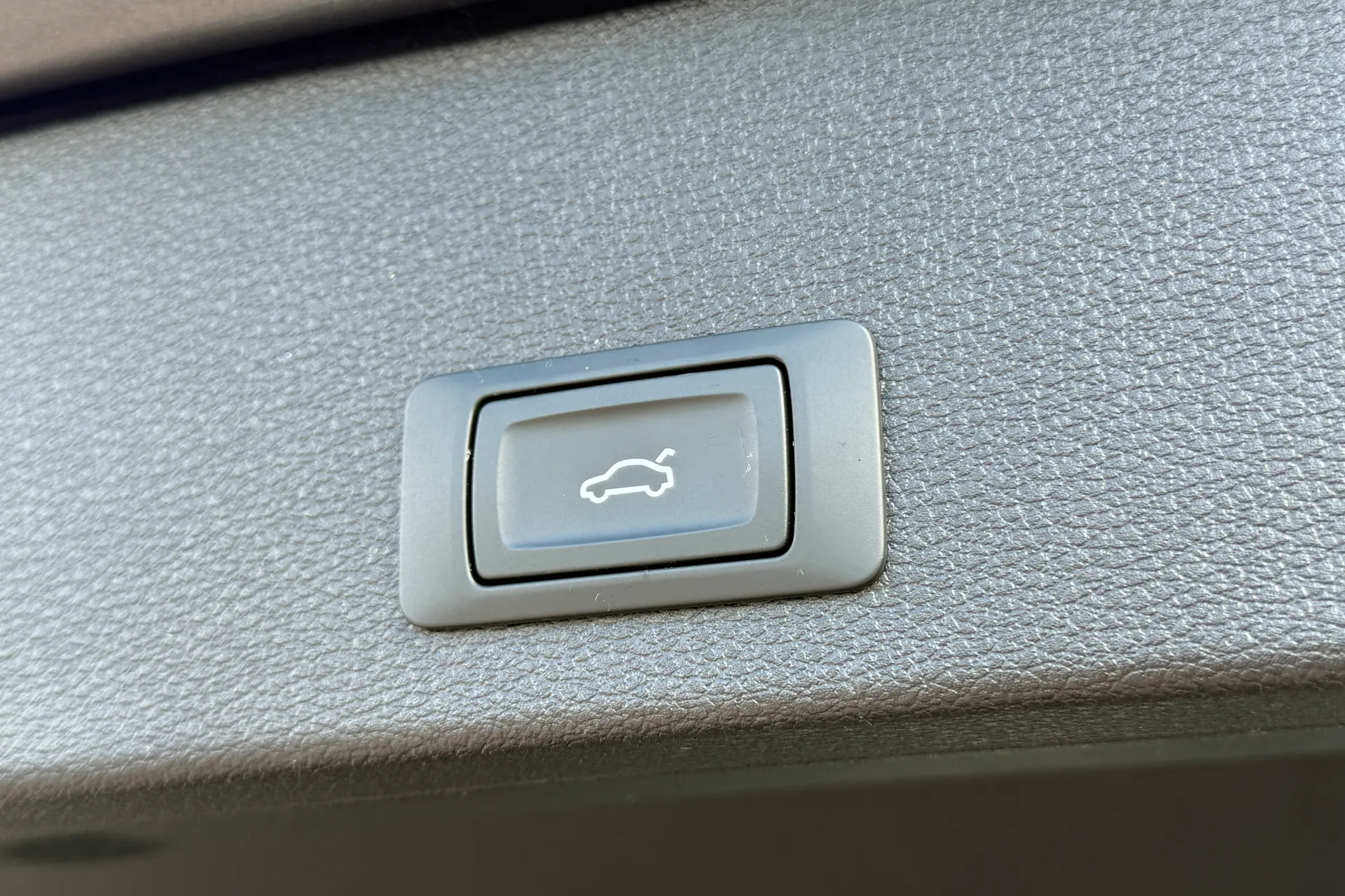 Audi Q2 thumbnail image number 34