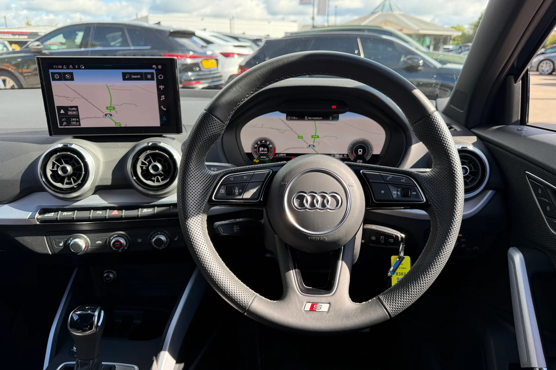 Audi Q2 thumbnail image number 6