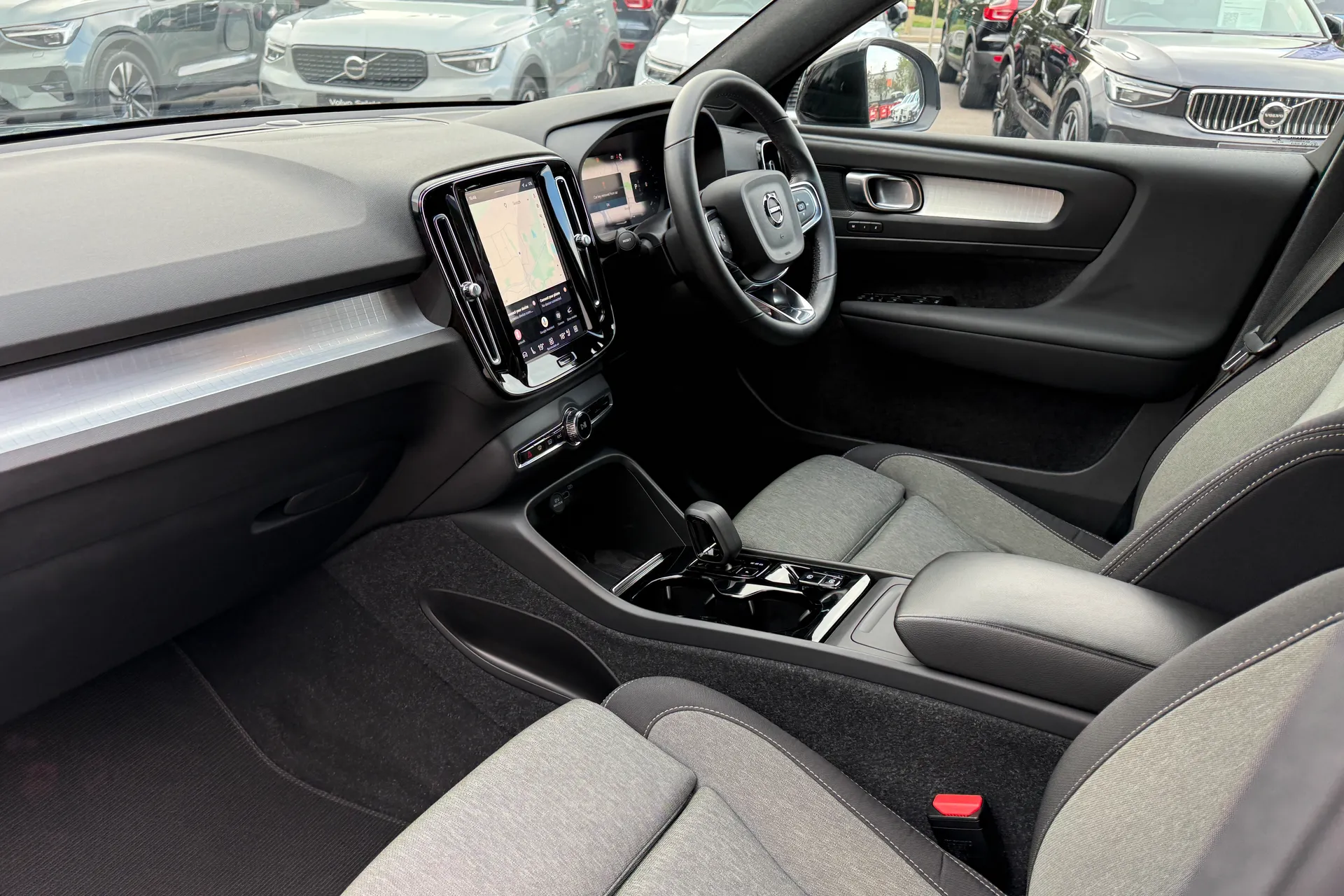 Volvo XC40 thumbnail image number 27