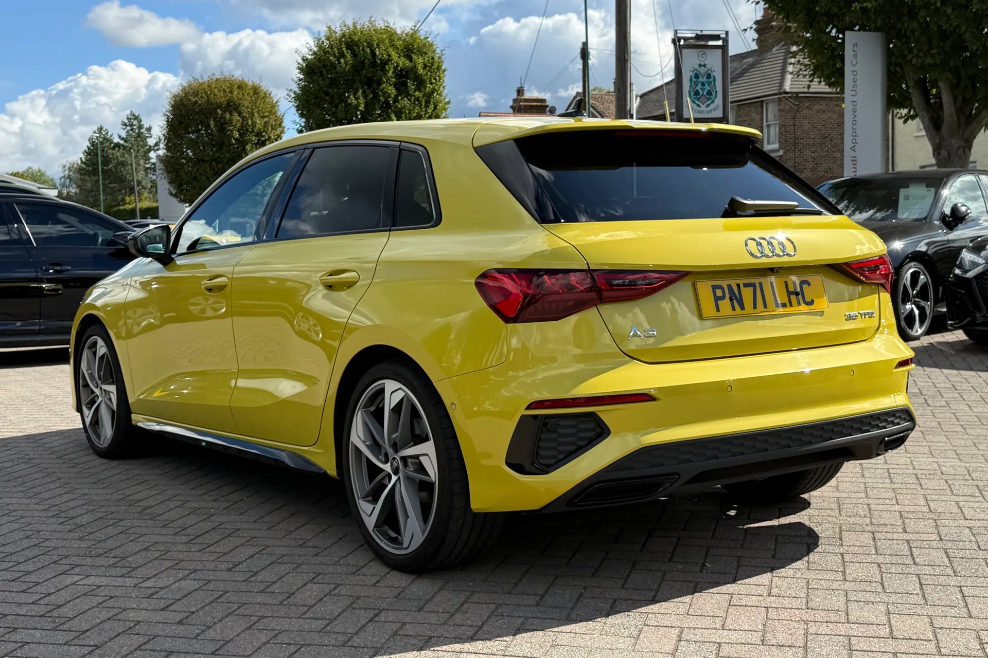 Audi A3 thumbnail image number 35